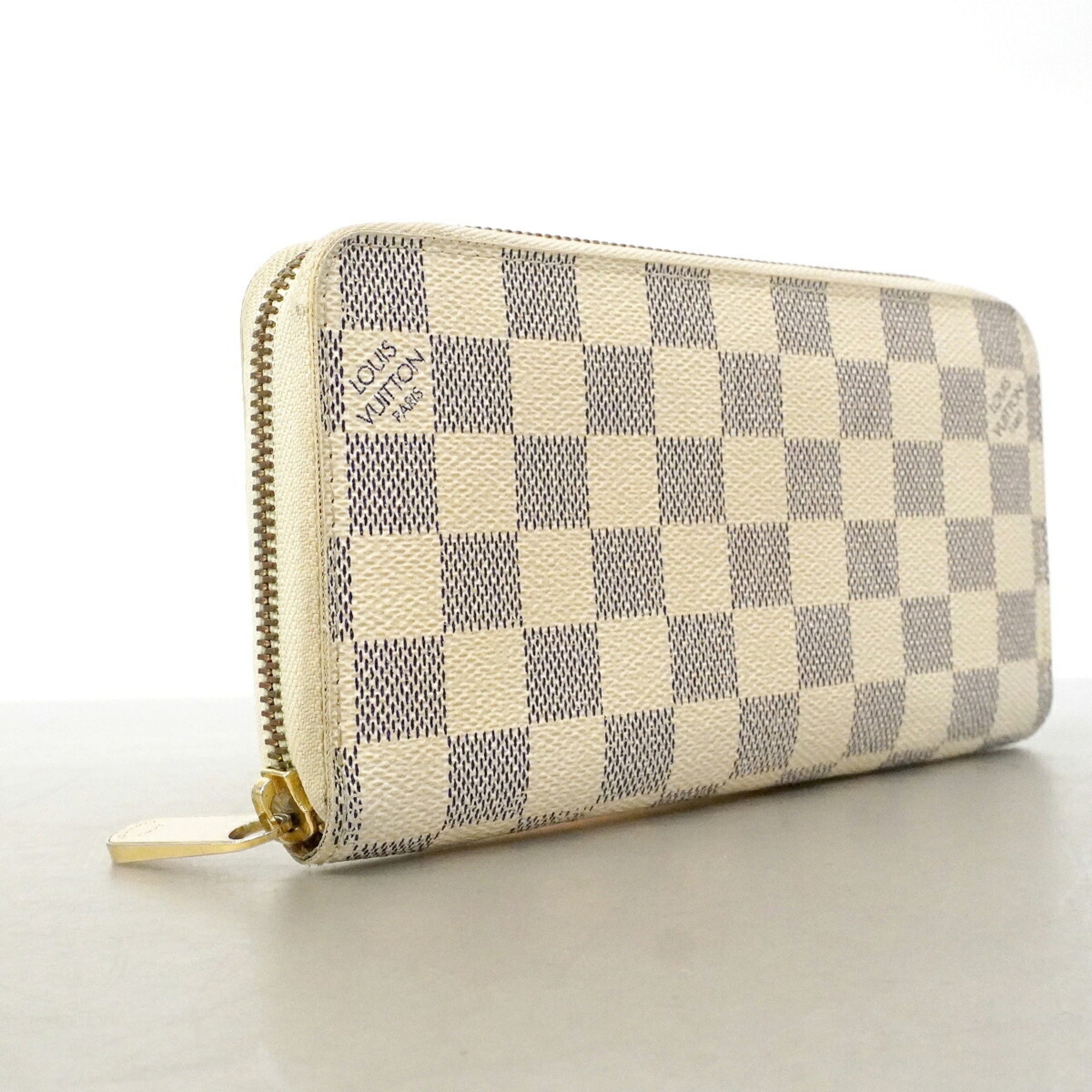 Louis Vuitton White Long Wallet (Bi-Fold) (Pre-Owned)