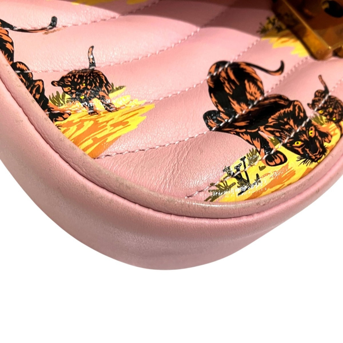 Louis Vuitton Leopard Pink Quilting Shoulder Bag (Pre-Owned)