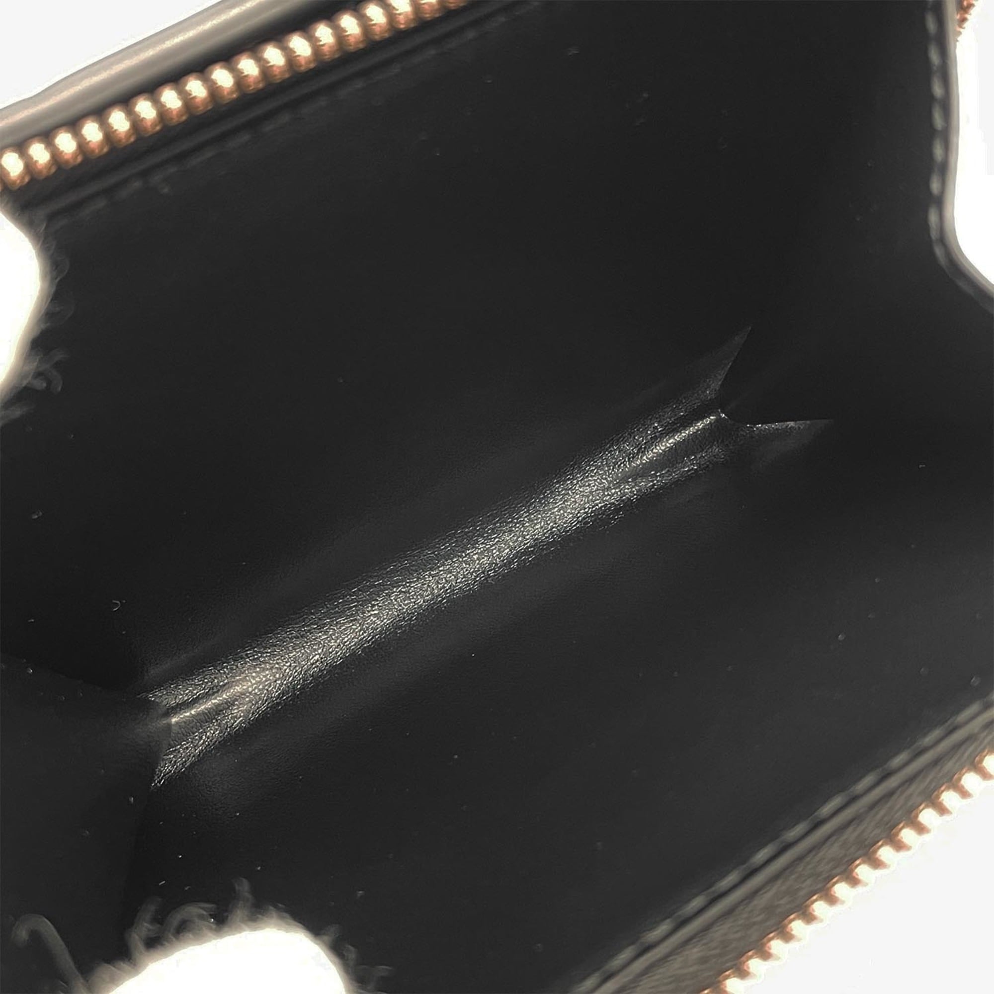 Bottega Veneta Gold Black Leather Wallet (Bi-Fold) (Pre-Owned)