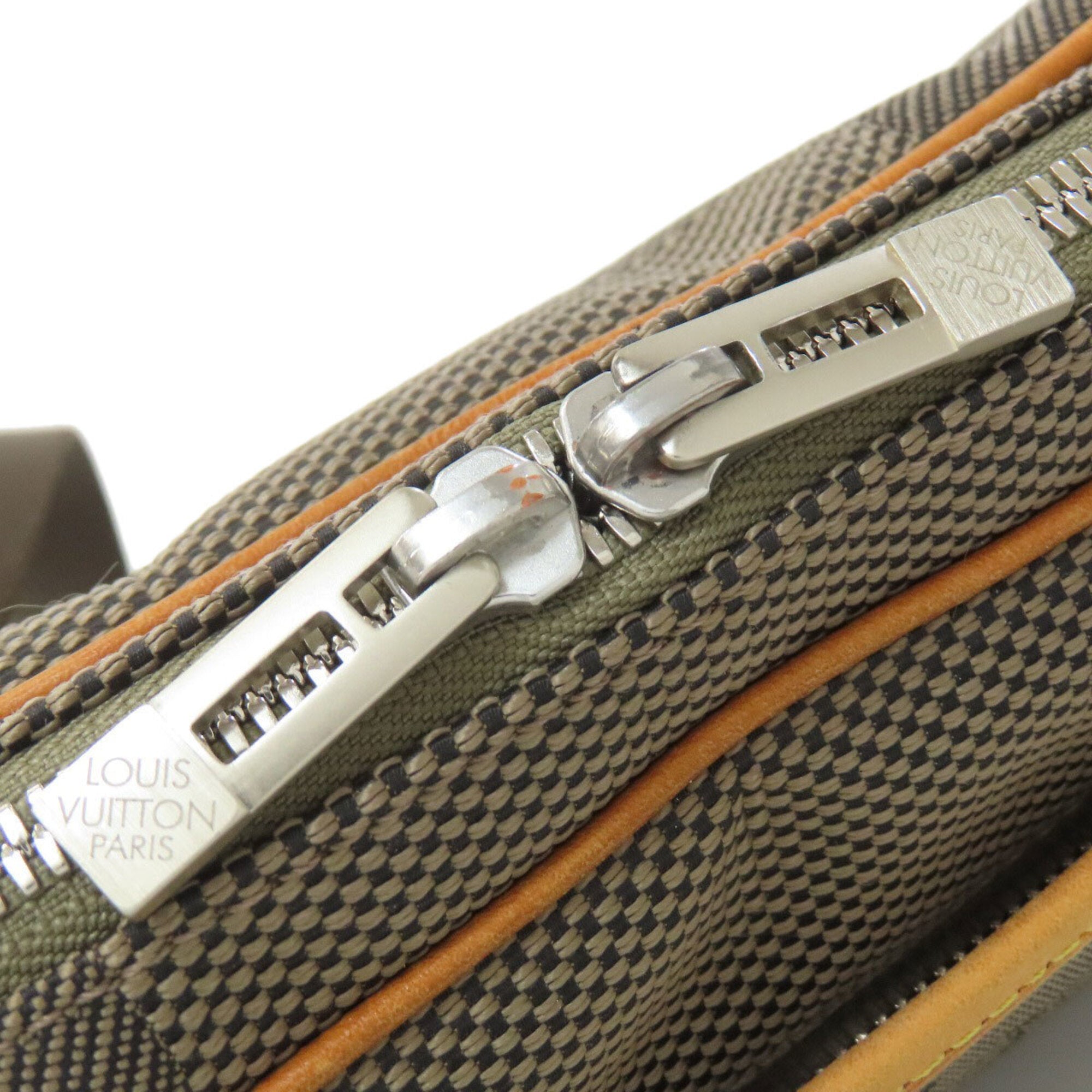 Louis Vuitton Beige Damier Geant Fanny Pack (Pre-Owned)