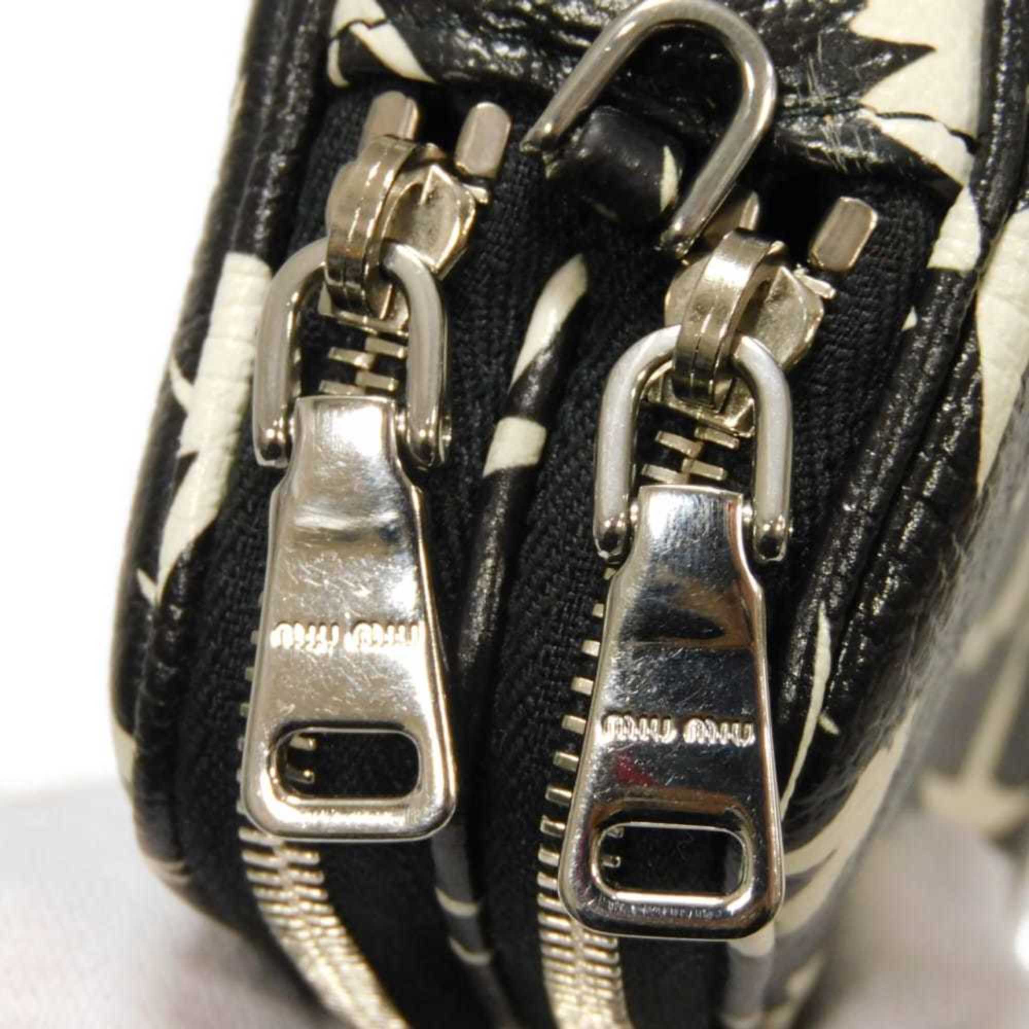 Miu Miu Black Leather Pochette Shoulder Bag (Pre-Owned)