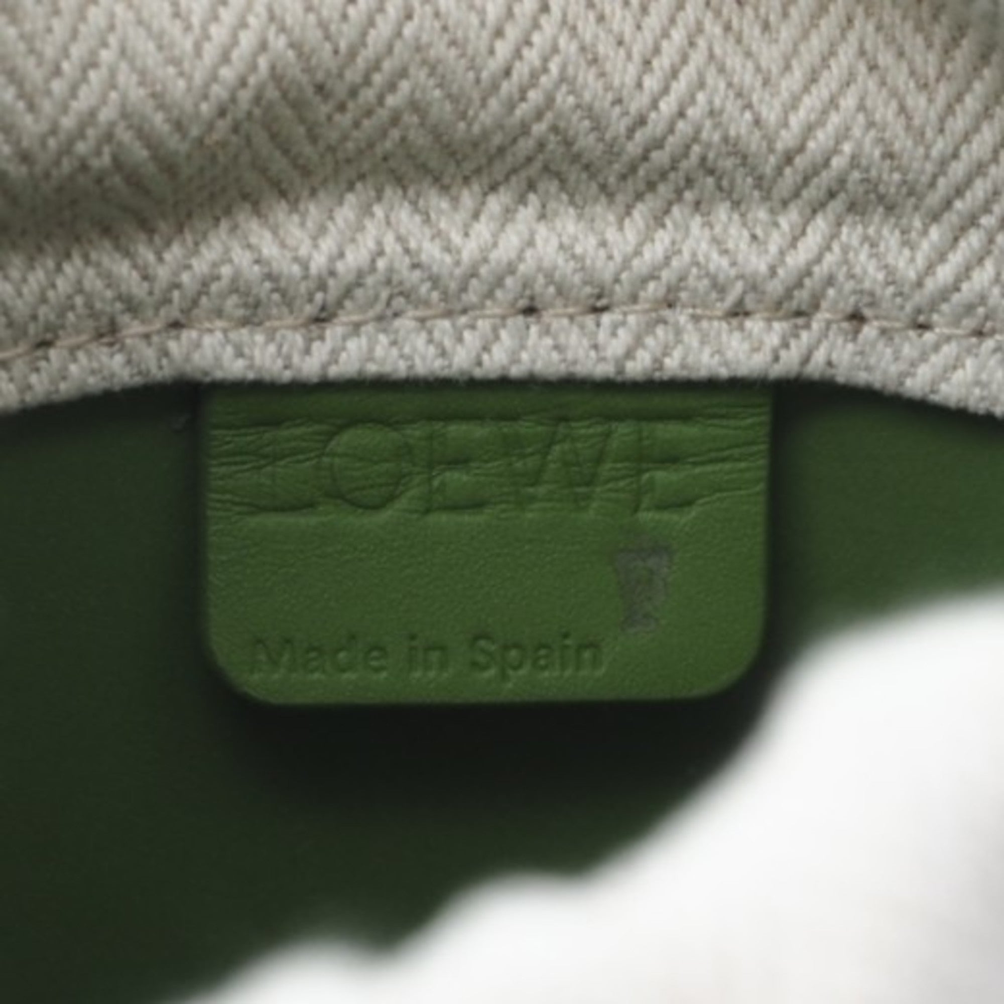 Loewe Green Canvas Leather Shoulder Bag (Pre-Owned)