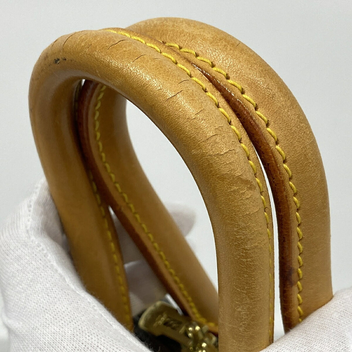 Louis Vuitton Brown Handbag (Pre-Owned)