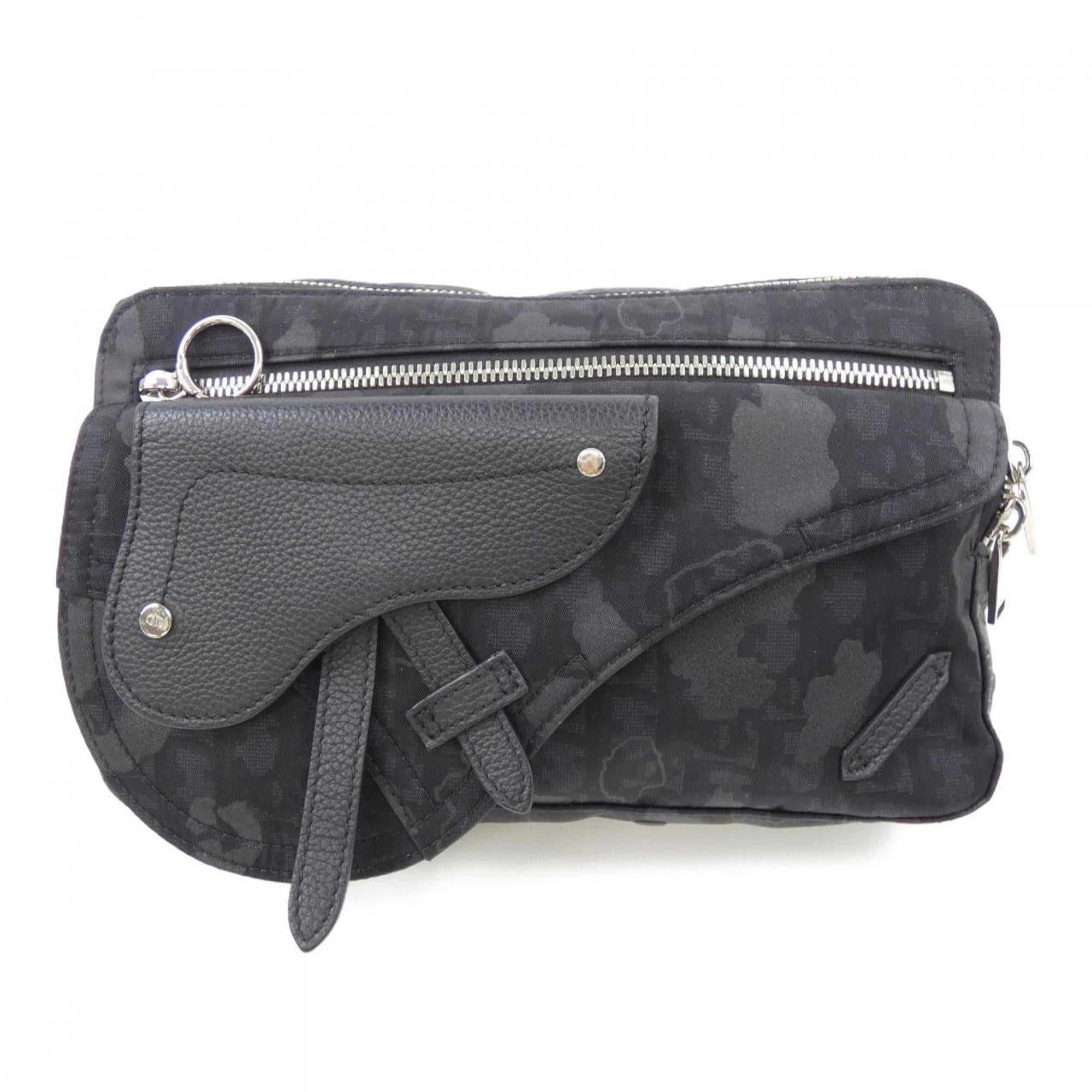Christian Dior Black Handbag (Pre-Owned)