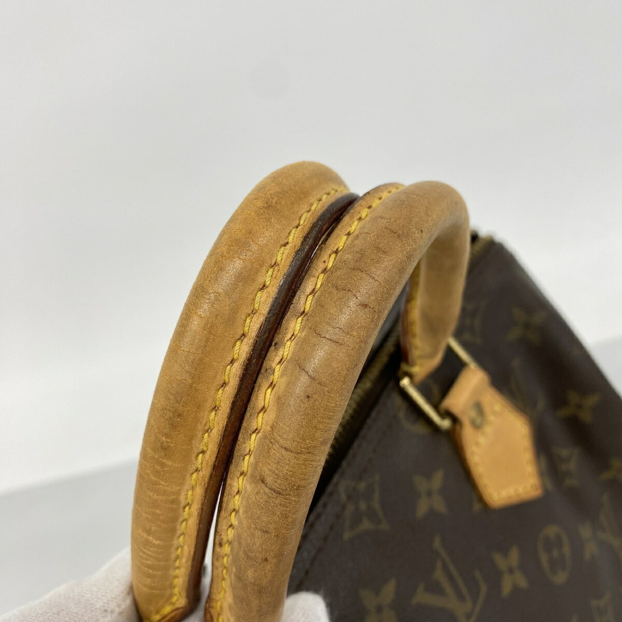 Louis Vuitton Brown Handbag (Pre-Owned)
