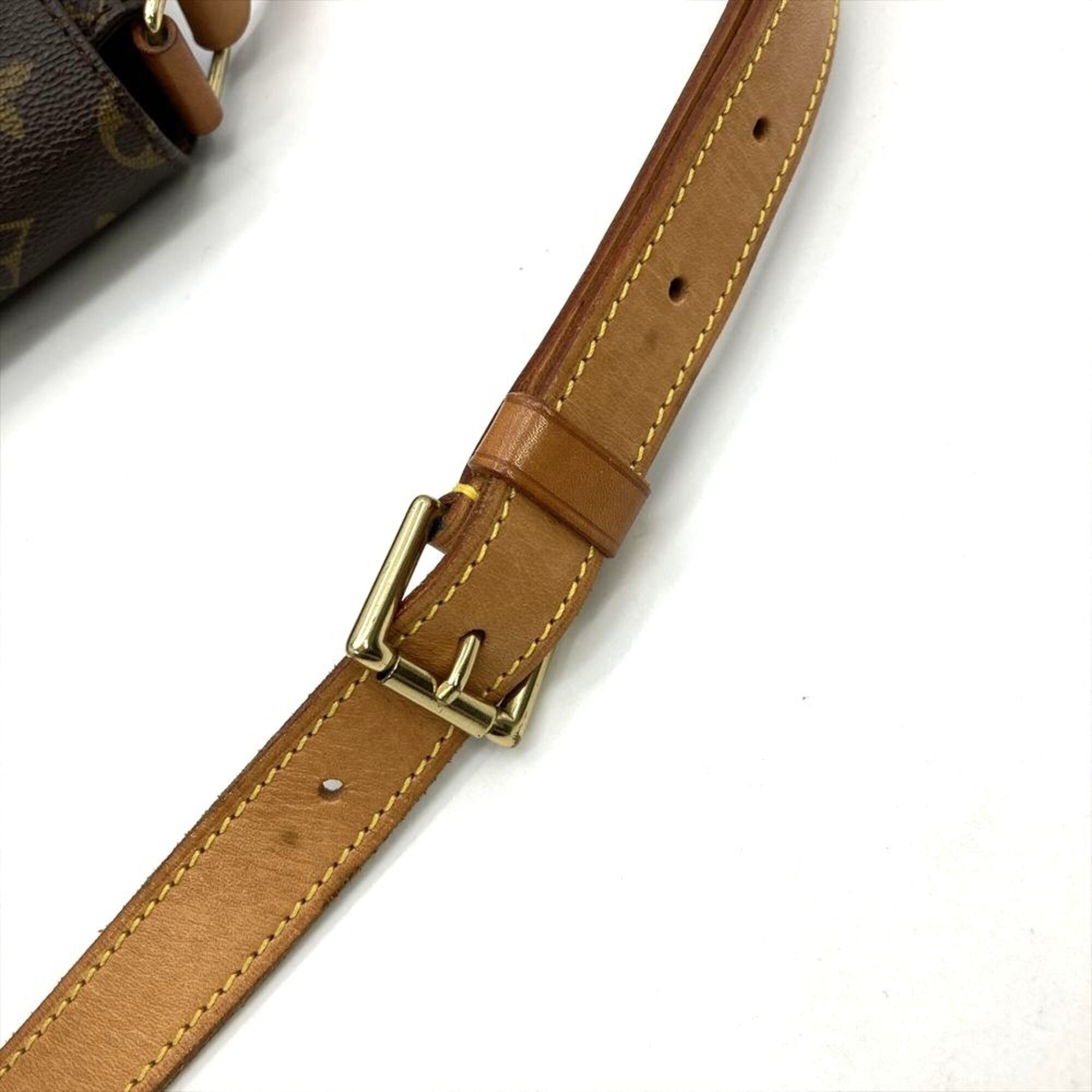 Louis Vuitton Brown Monogram Monogram Shoulder Bag (Pre-Owned)