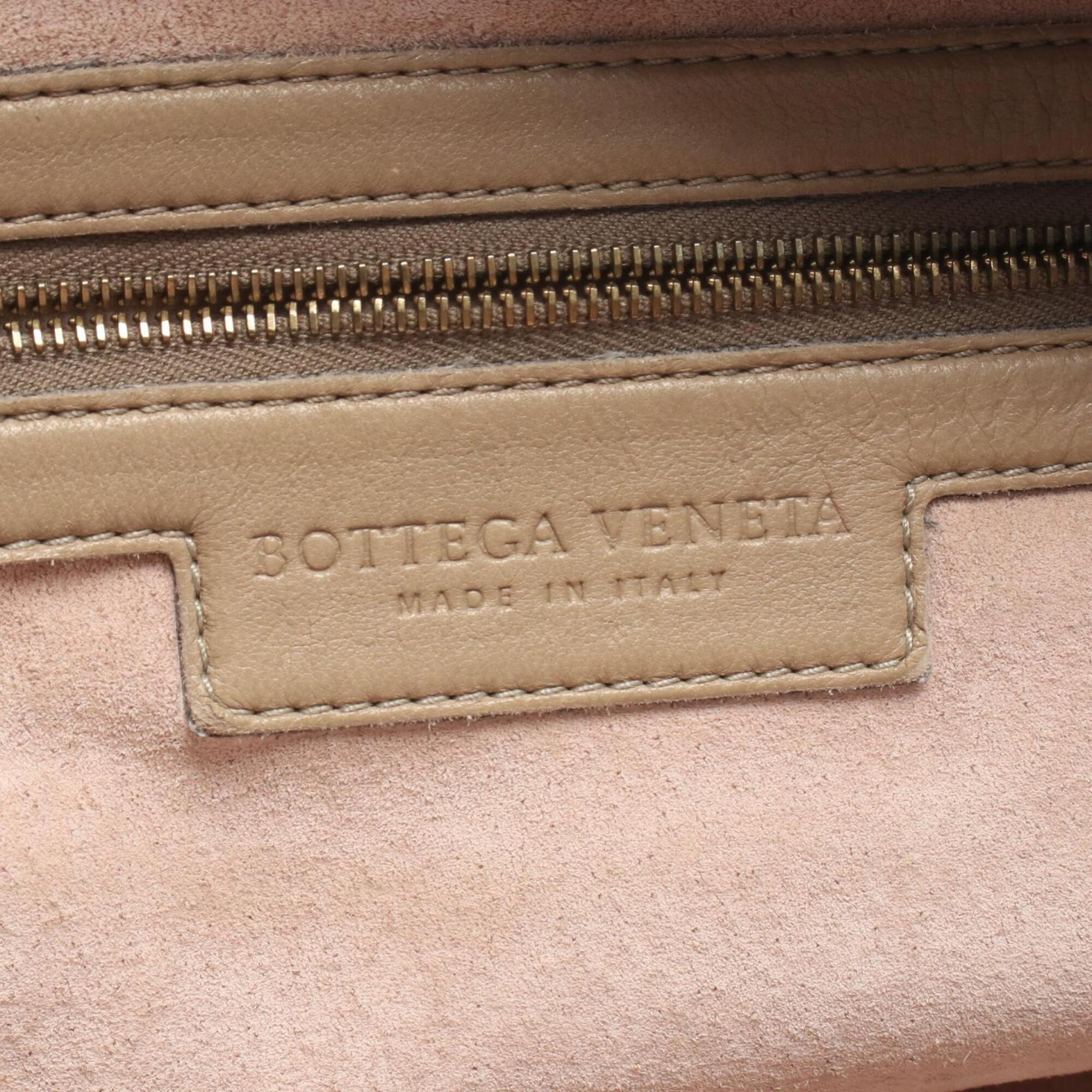 Bottega Veneta Intrecciato Beige Intrecciato Handbag (Pre-Owned)