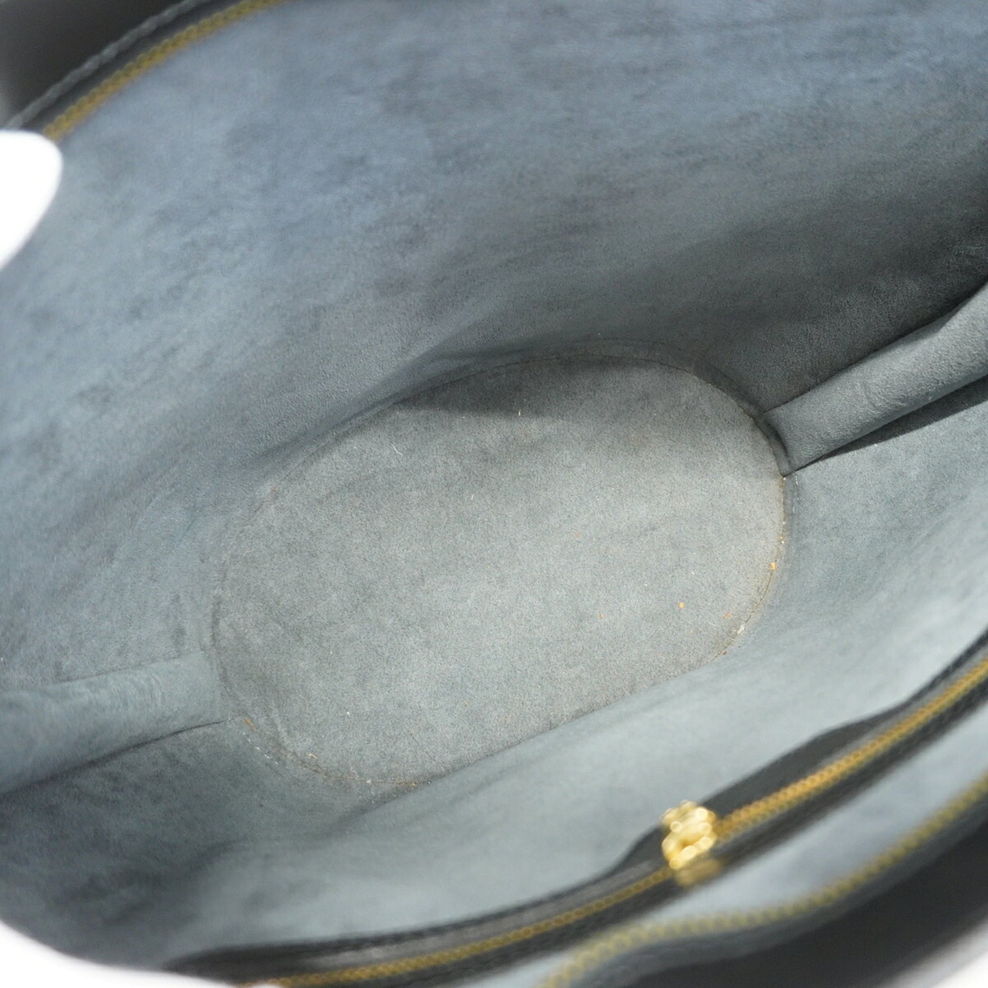 Louis Vuitton Noir Shoulder Bag (Pre-Owned)