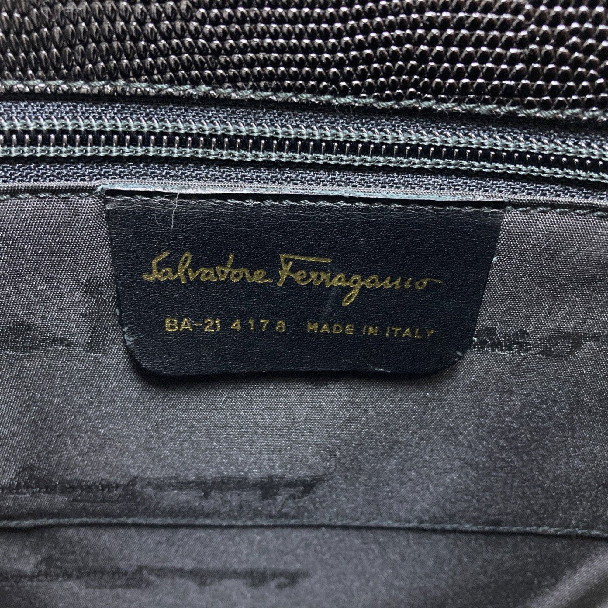 Salvatore Ferragamo Black Leather Handbag (Pre-Owned)