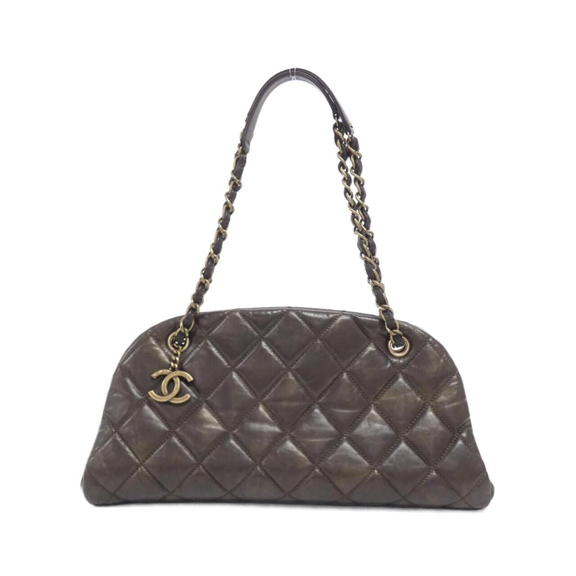 Chanel Brown Leather Shoulder Bag (Pre-Owned)