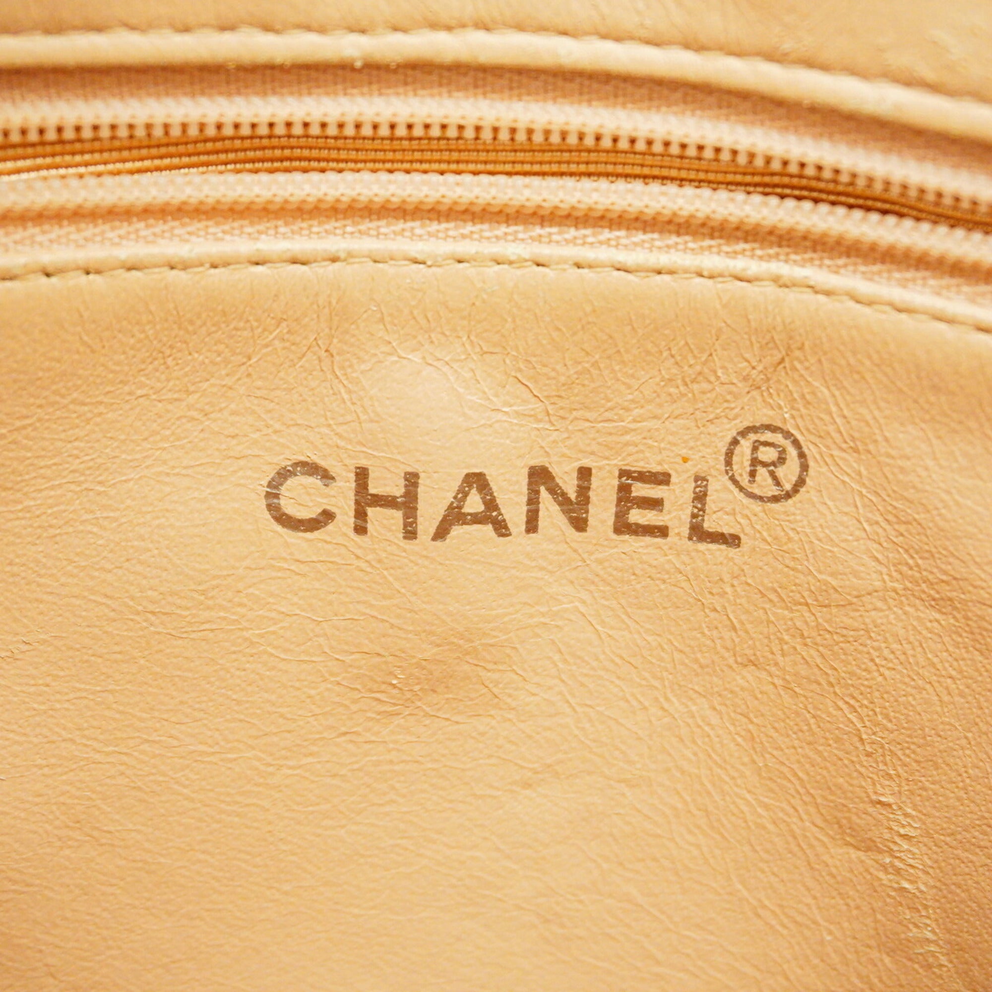 Chanel Beige Leather Tote Bag (Pre-Owned)