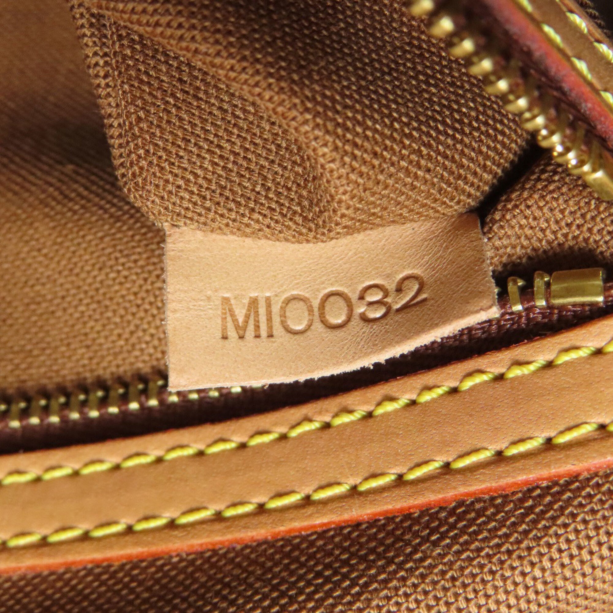 Louis Vuitton Monogram Monogram Handbag (Pre-Owned)