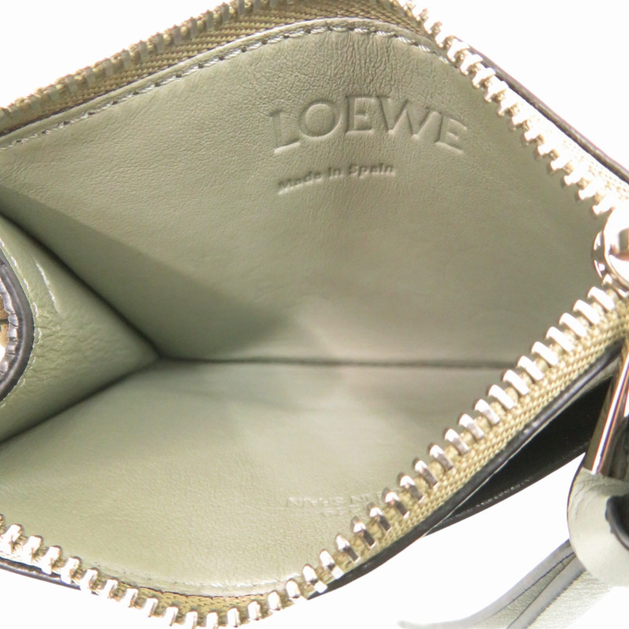 Loewe Khaki Leather Coin Purse/Coin Case (Pre-Owned)