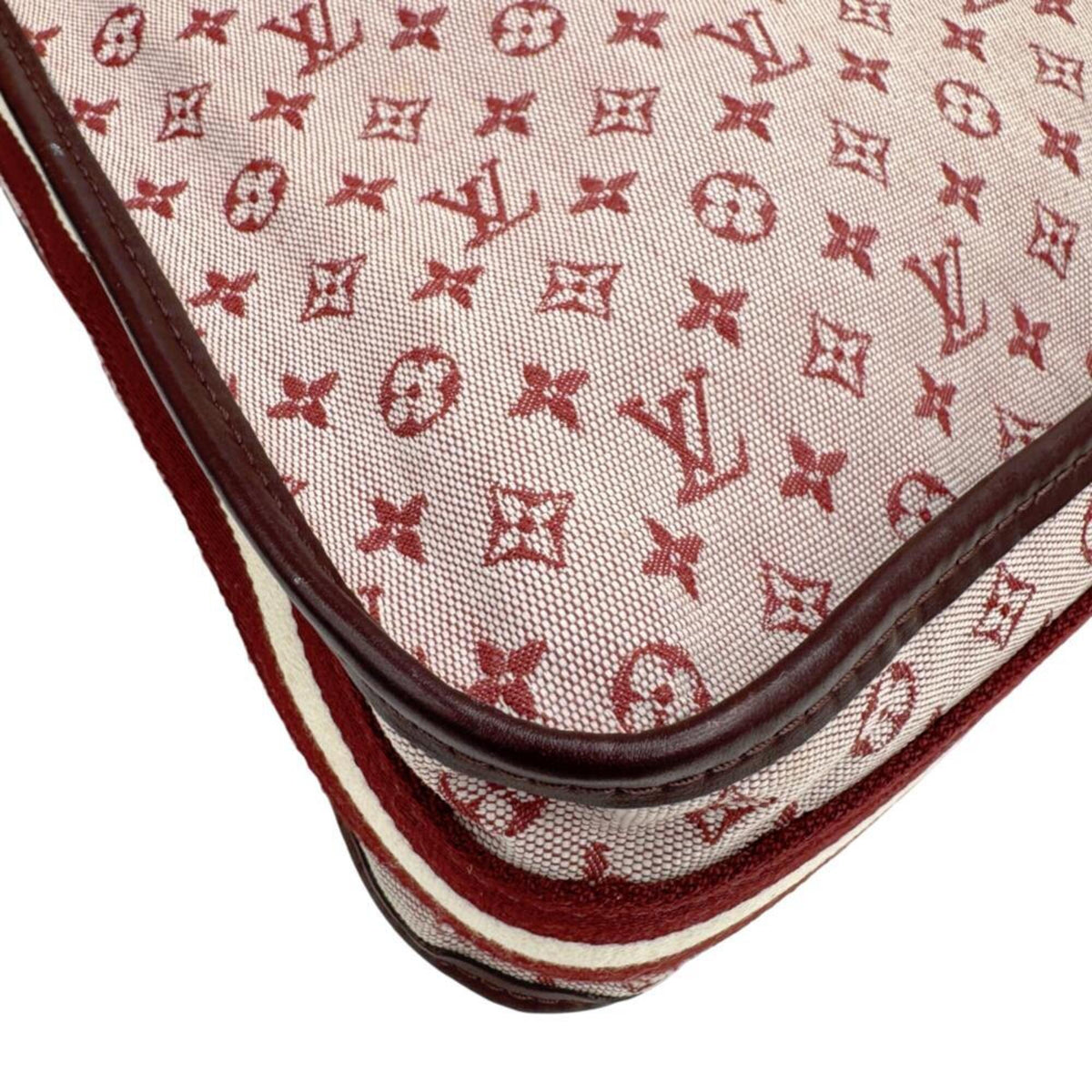 Louis Vuitton Cerise Canvas Leather Shoulder Bag (Pre-Owned)