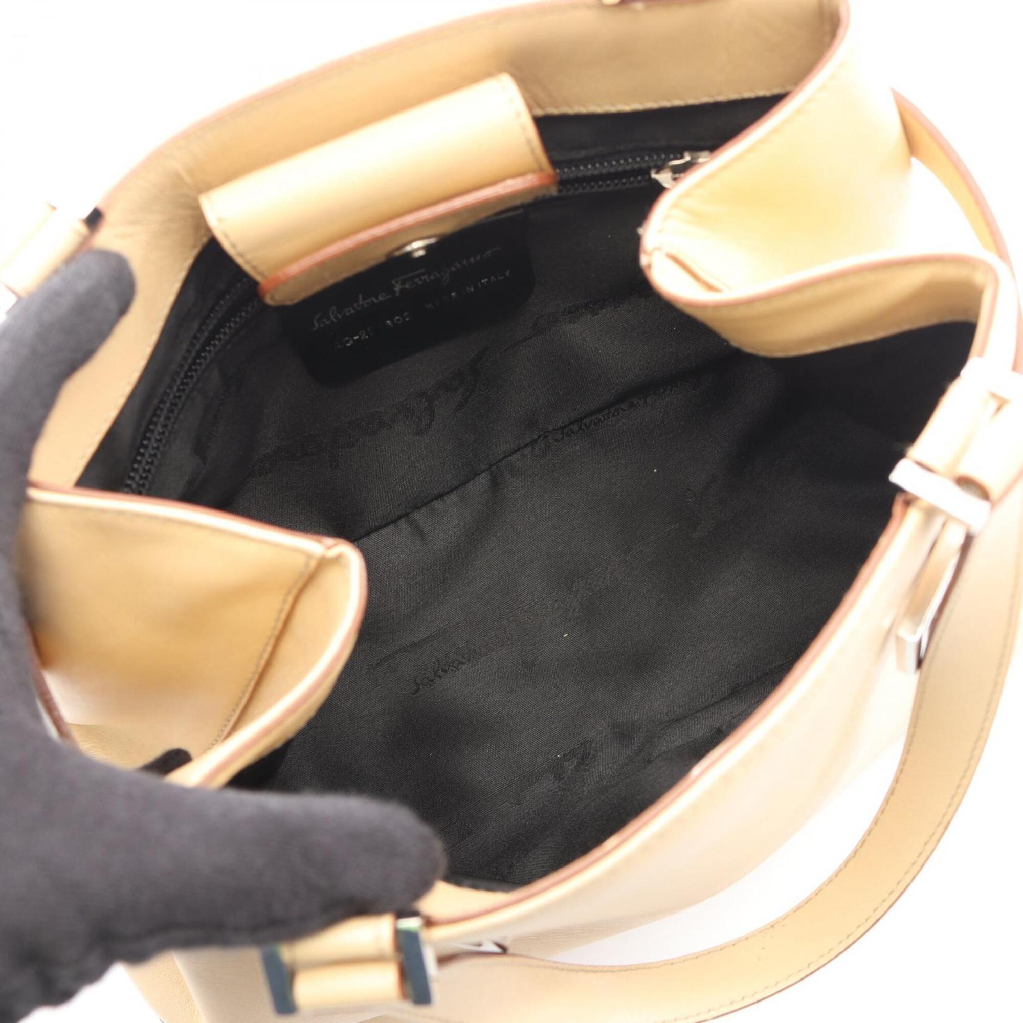 Salvatore Ferragamo Beige Leather Handbag (Pre-Owned)
