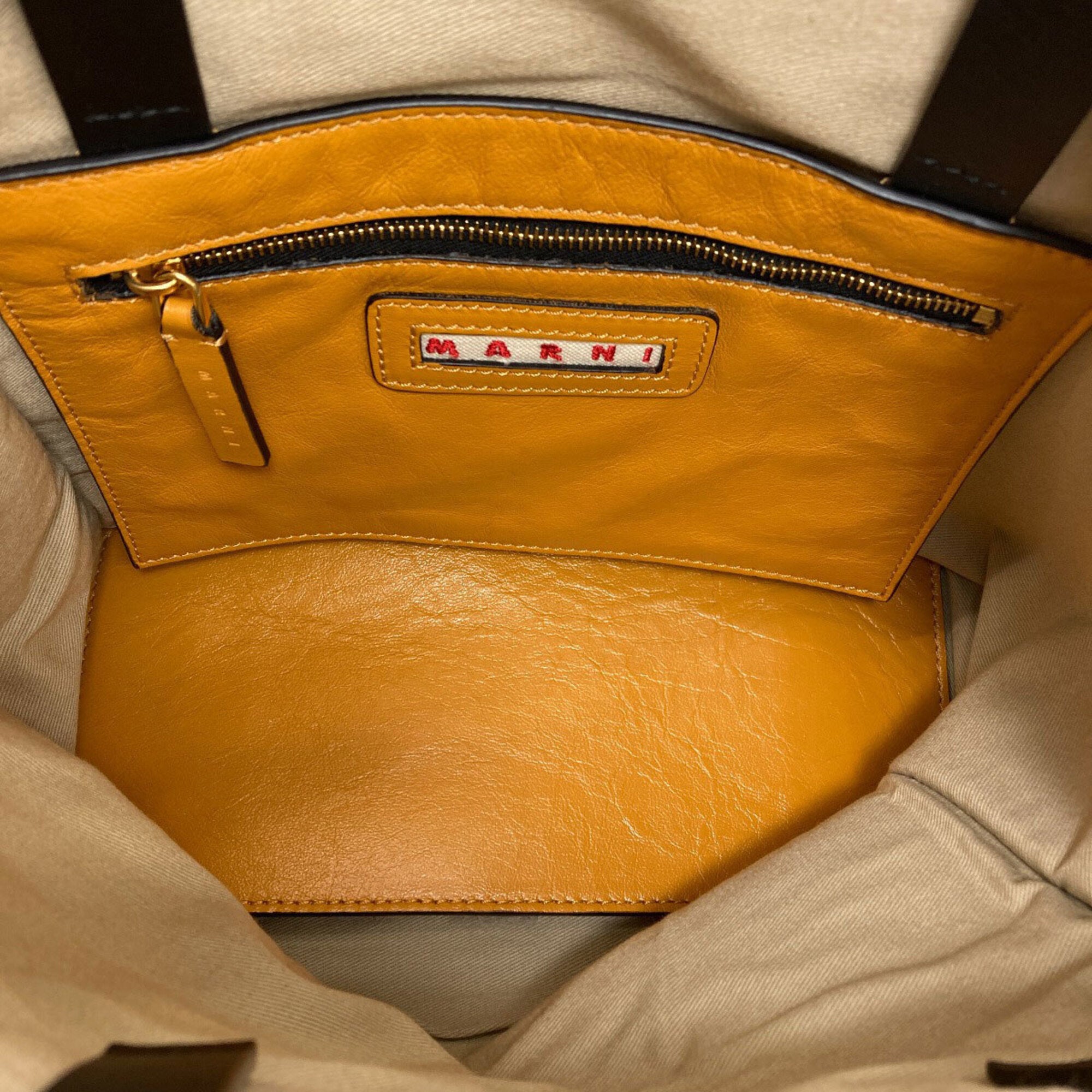Marni White Yellow Leather Handbag (Pre-Owned)