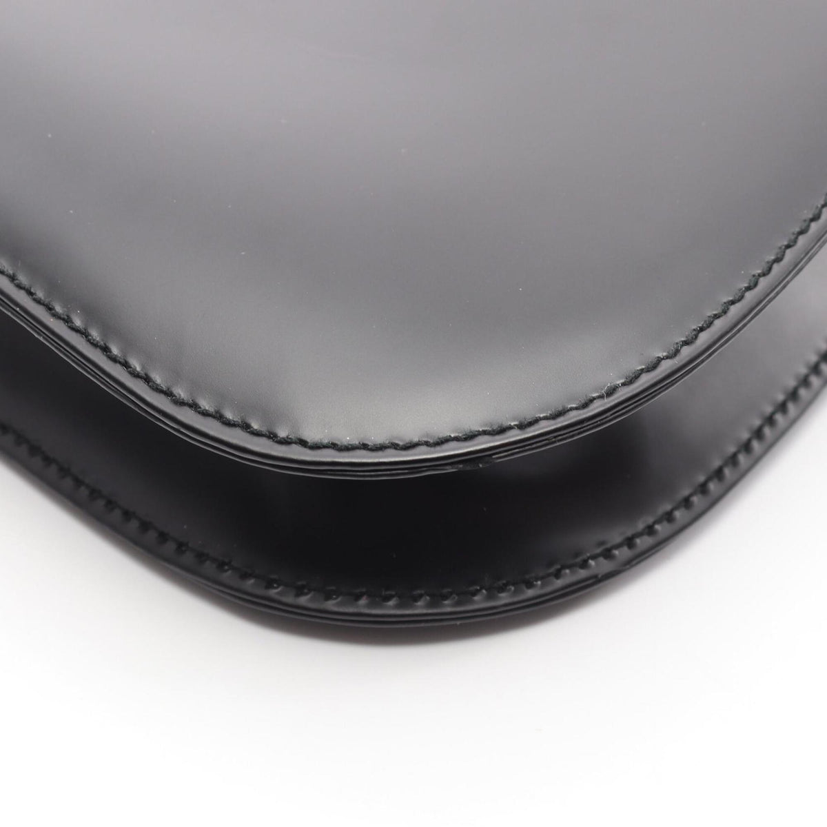 Salvatore Ferragamo Black Leather Handbag Shoulder Bag (Pre-Owned)