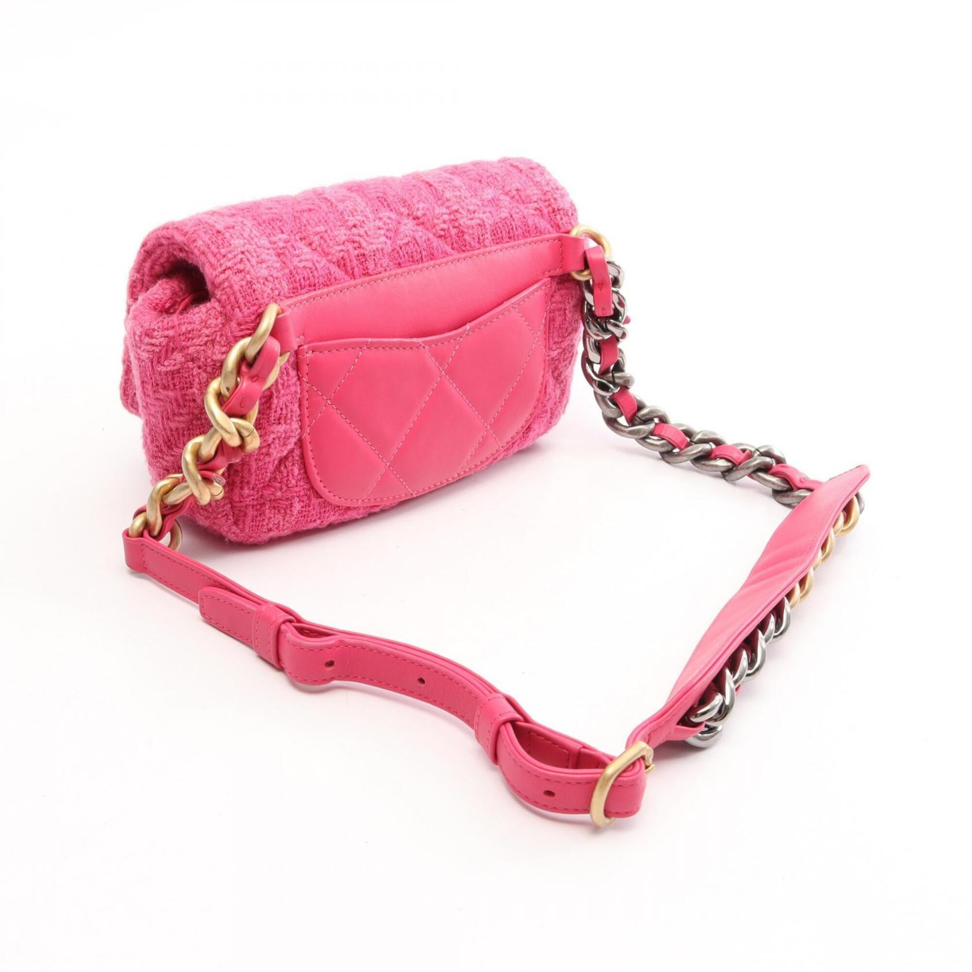 Chanel Pink Fabric Leather Fanny Pack Handbag (Pre-Owned)