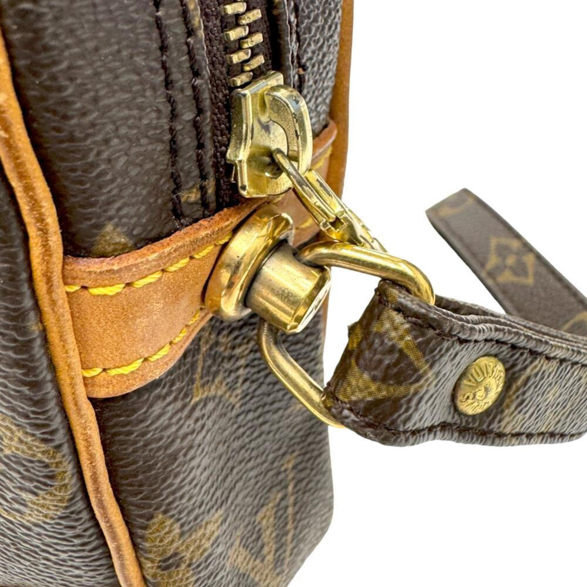 Louis Vuitton Brown Monogram Clutch Bag (Pre-Owned)