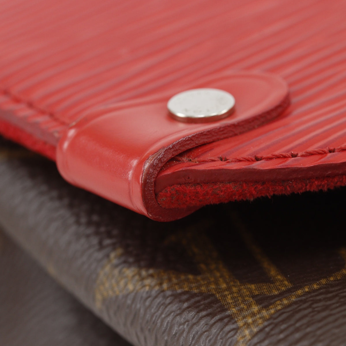 Louis Vuitton Monogram Brown Red Color Monogram Epi Leather Shoulder Bag (Pre-Owned)