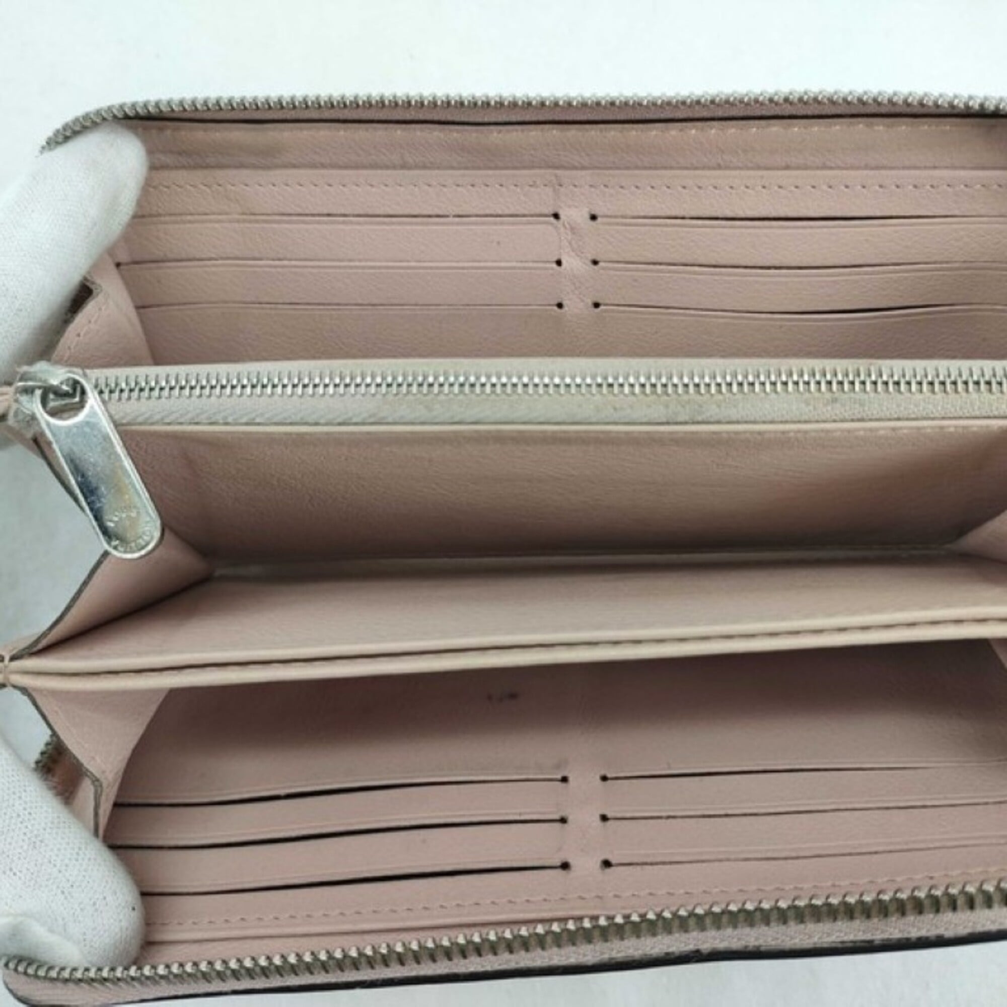Louis Vuitton Pink Mahina Leather Long Wallet (Bi-Fold) (Pre-Owned)