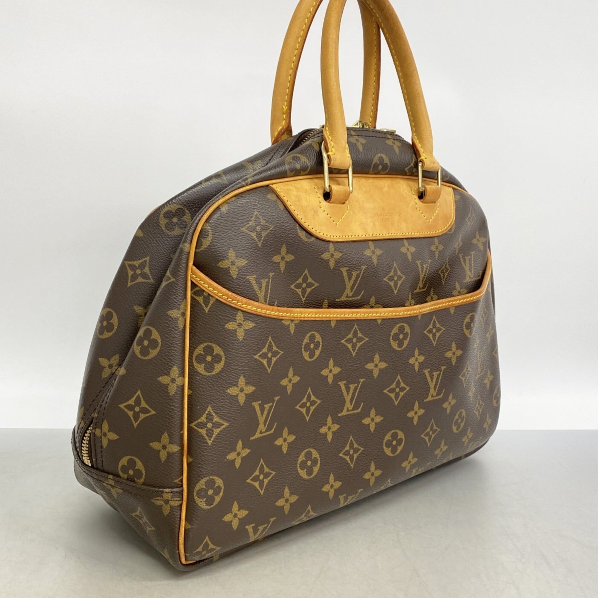 Louis Vuitton Brown Handbag (Pre-Owned)