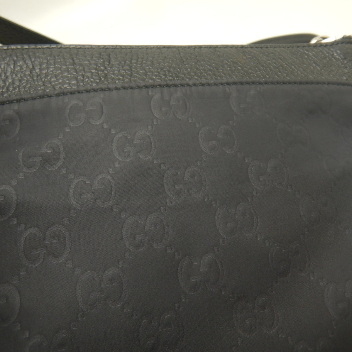 Gucci Black Nylon Leather Shoulder Bag (Pre-Owned)