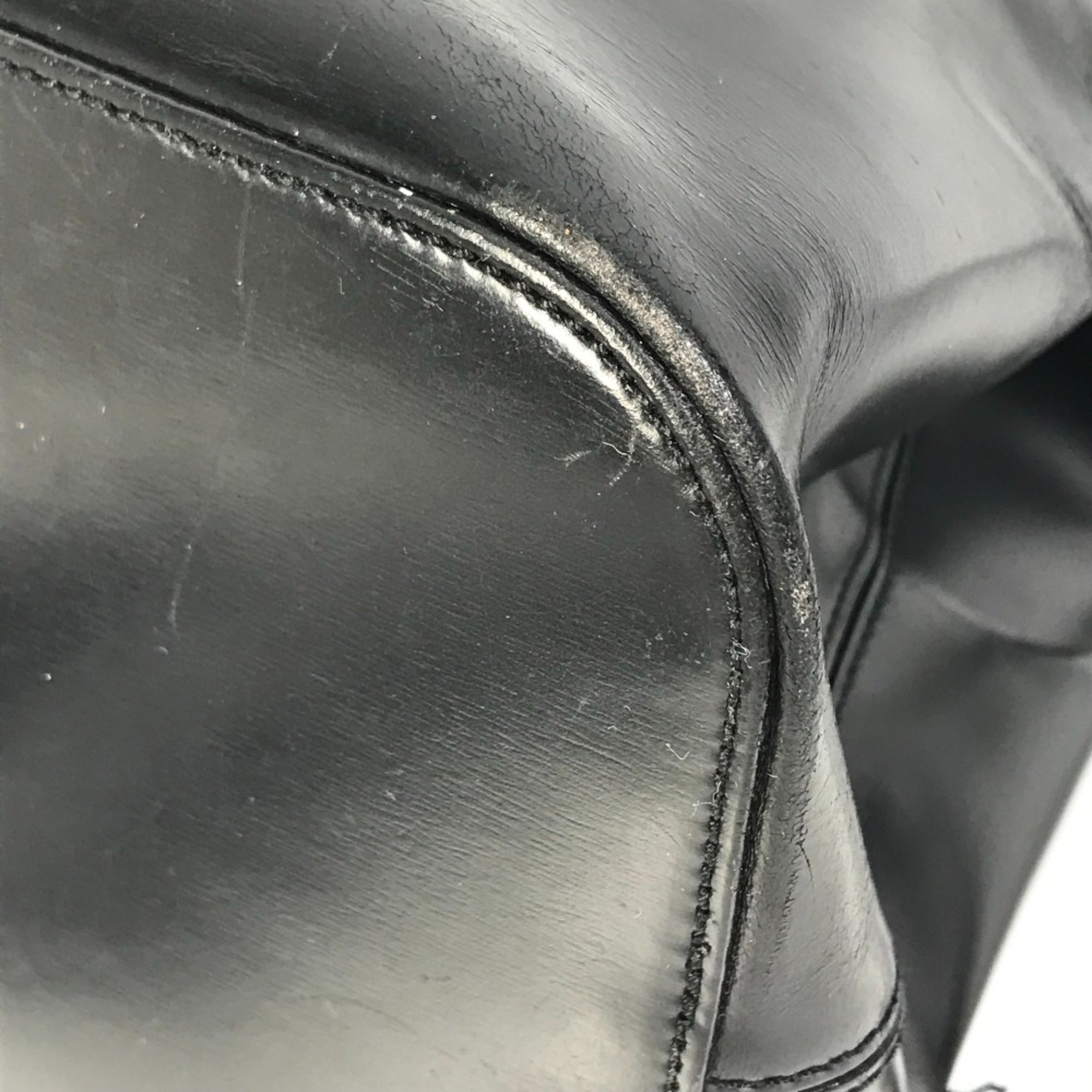 Cartier Black Leather Shoulder Bag (Pre-Owned)