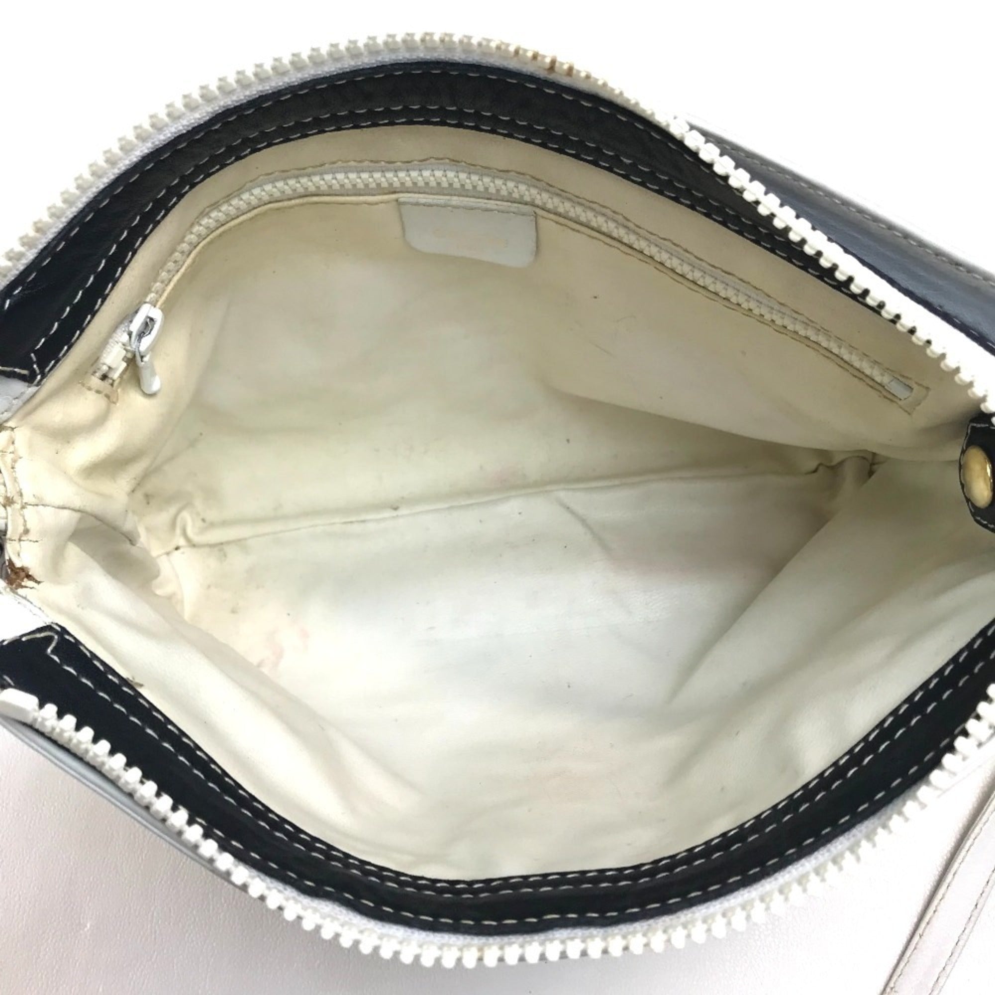 Celine White Leather Shoulder Bag (Pre-Owned)