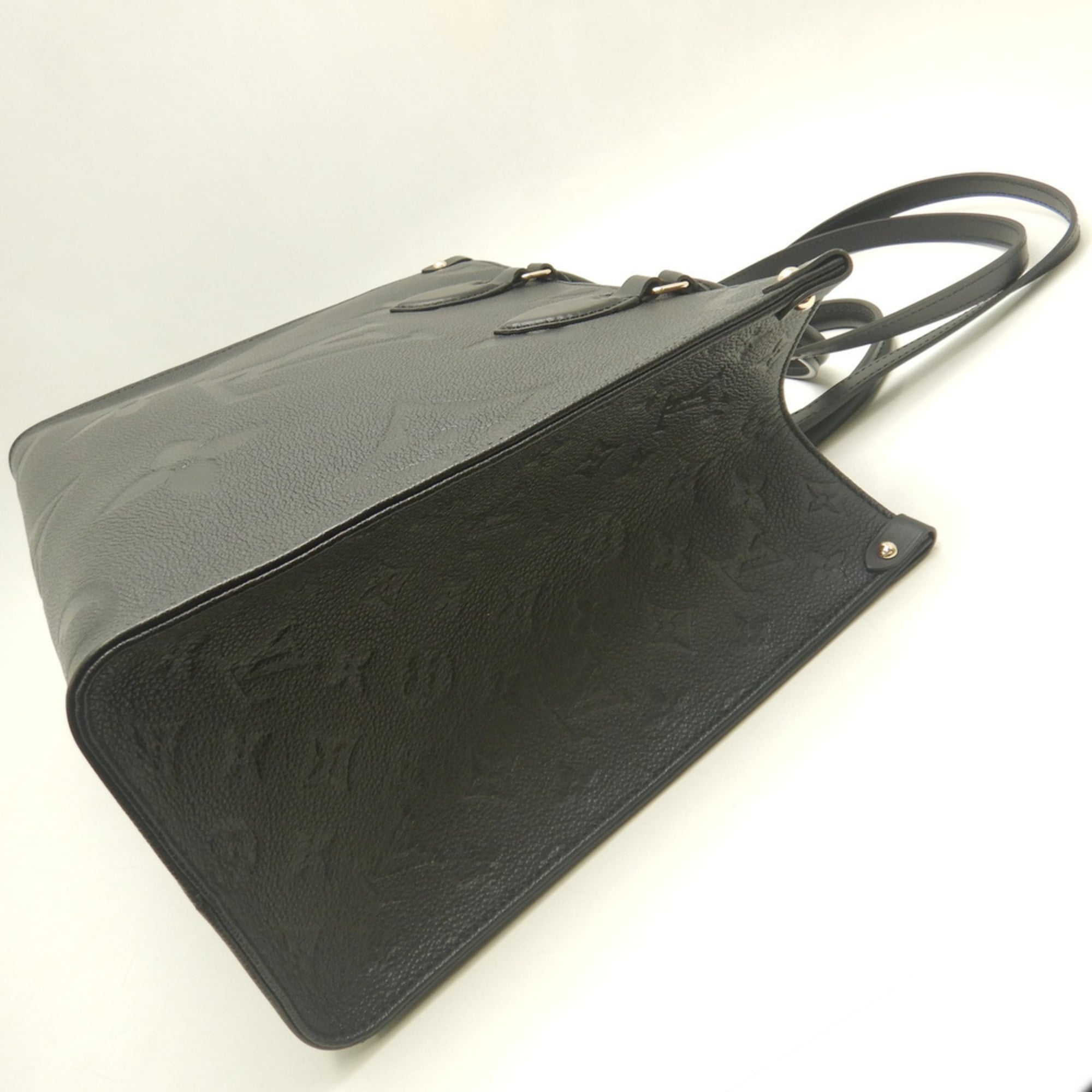 Louis Vuitton Noir Leather Tote Bag (Pre-Owned)