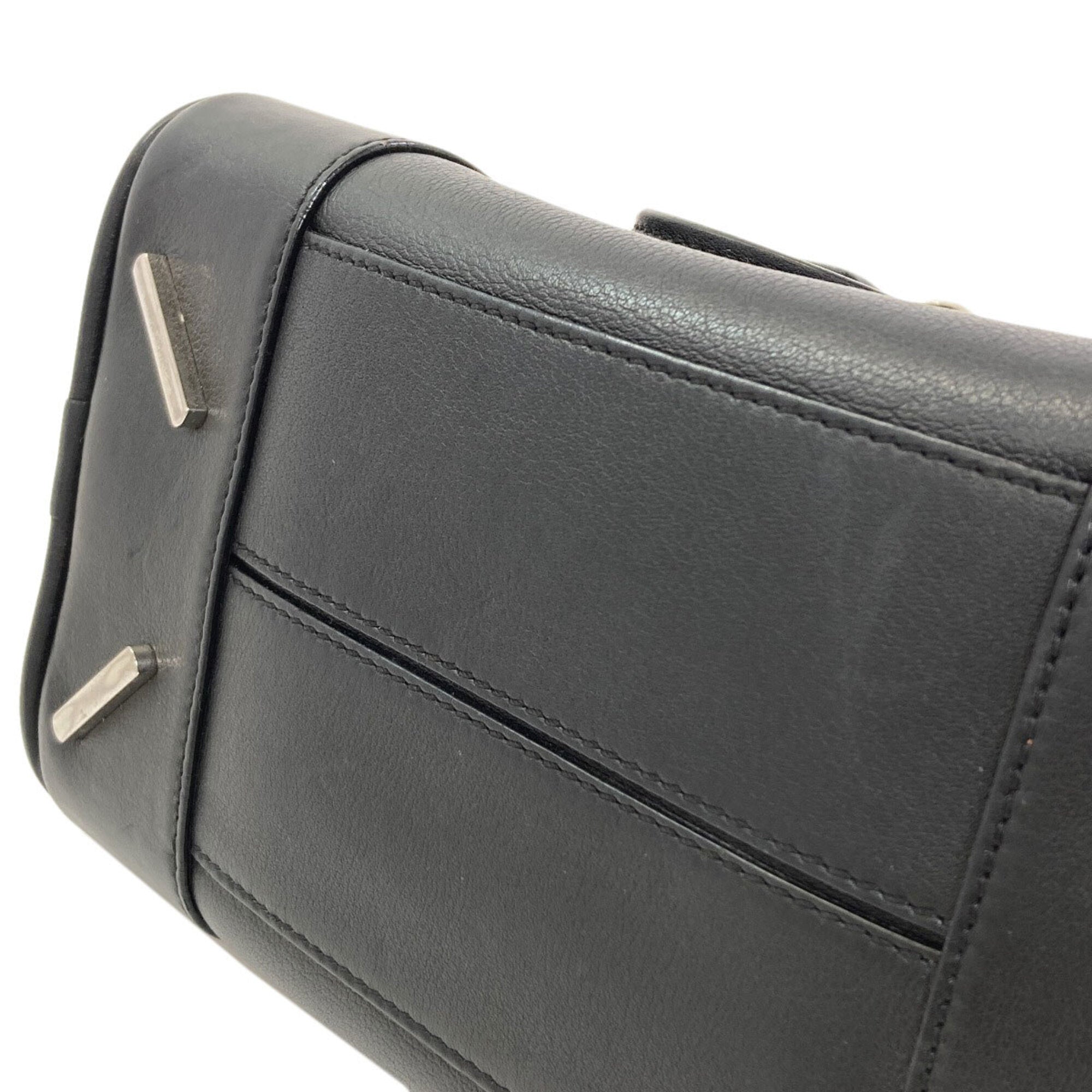 Loewe Black Leather Handbag (Pre-Owned)