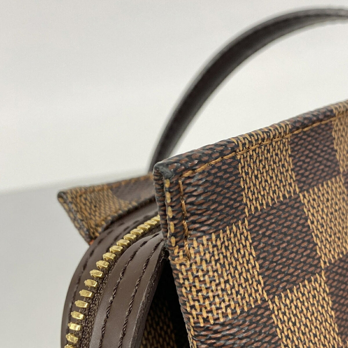 Louis Vuitton Ebene Shoulder Bag (Pre-Owned)