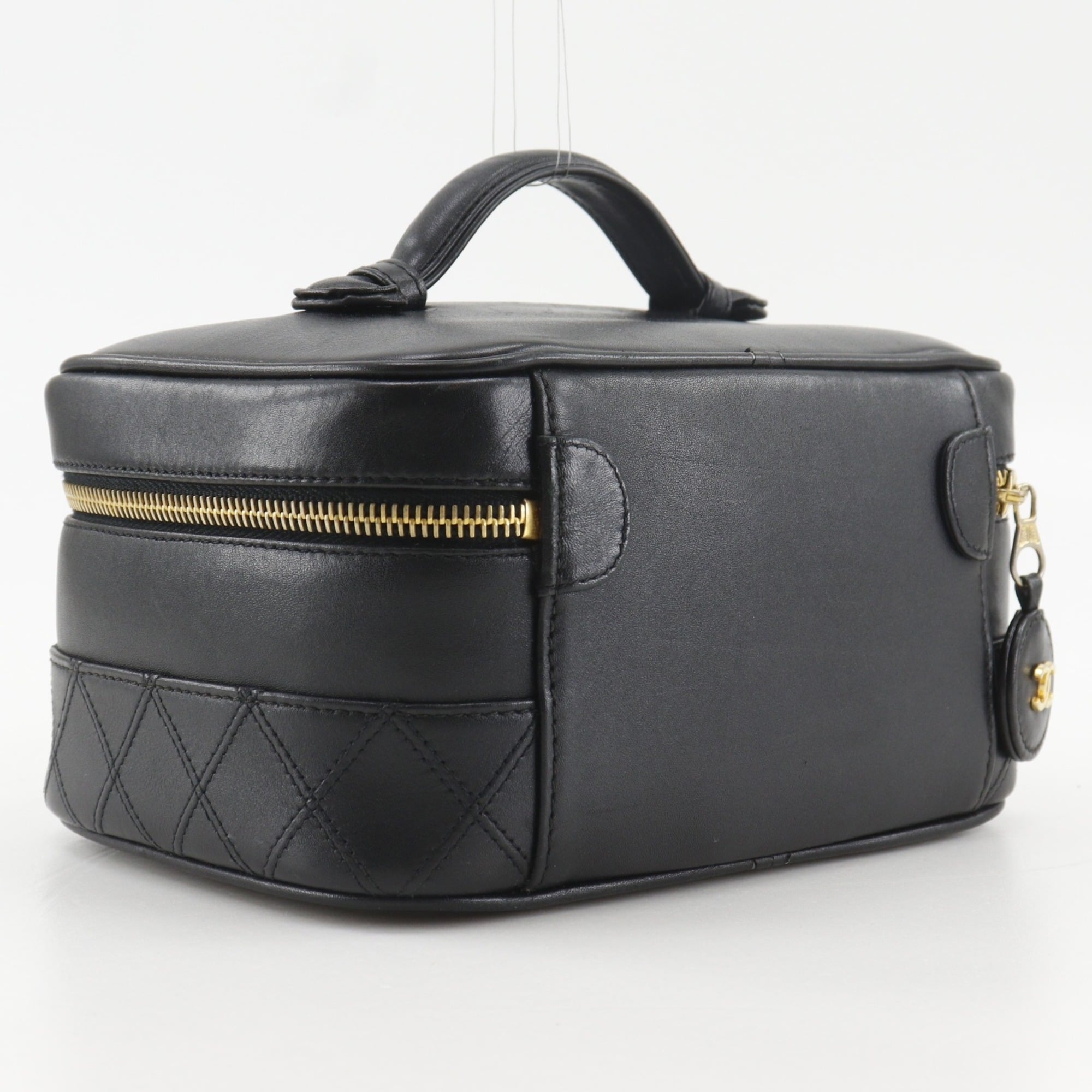 Chanel Black Leather Pouch (Pre-Owned)