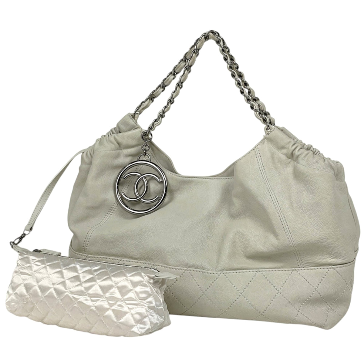 Chanel Ivory Leather Shoulder Bag (Pre-Owned)