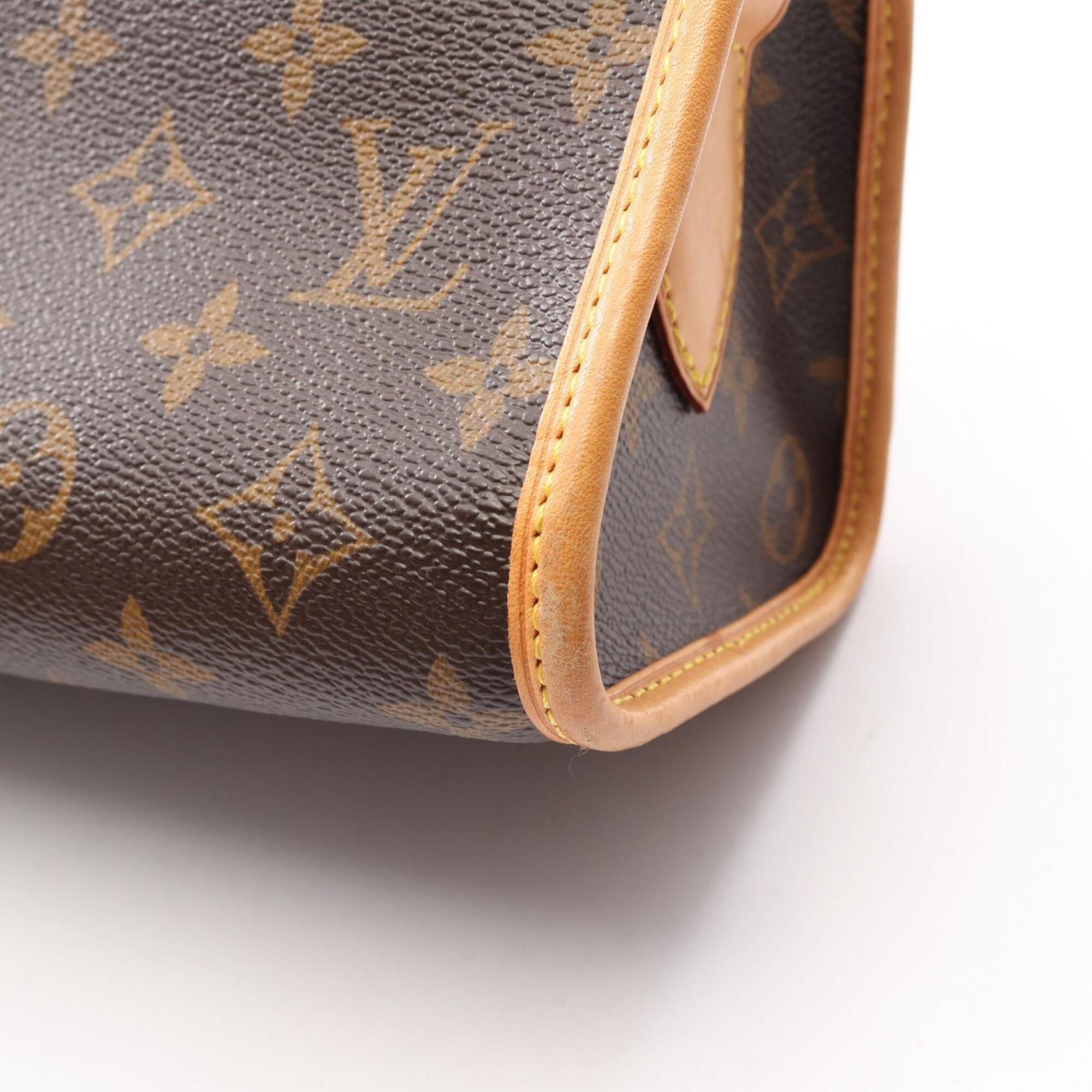 Louis Vuitton Brown Coated Canvas Leather Handbag Shoulder Bag (Pre-Owned)
