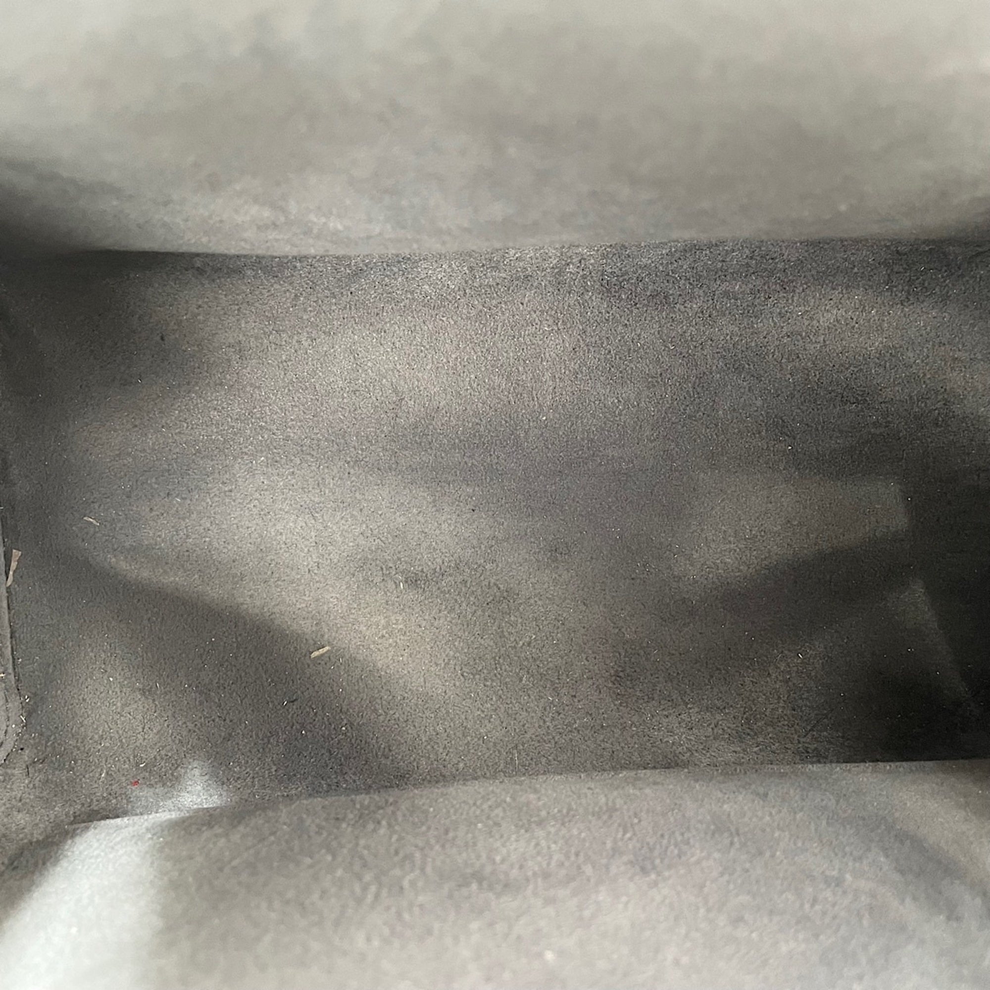 Louis Vuitton Black Galle Handbag (Pre-Owned)