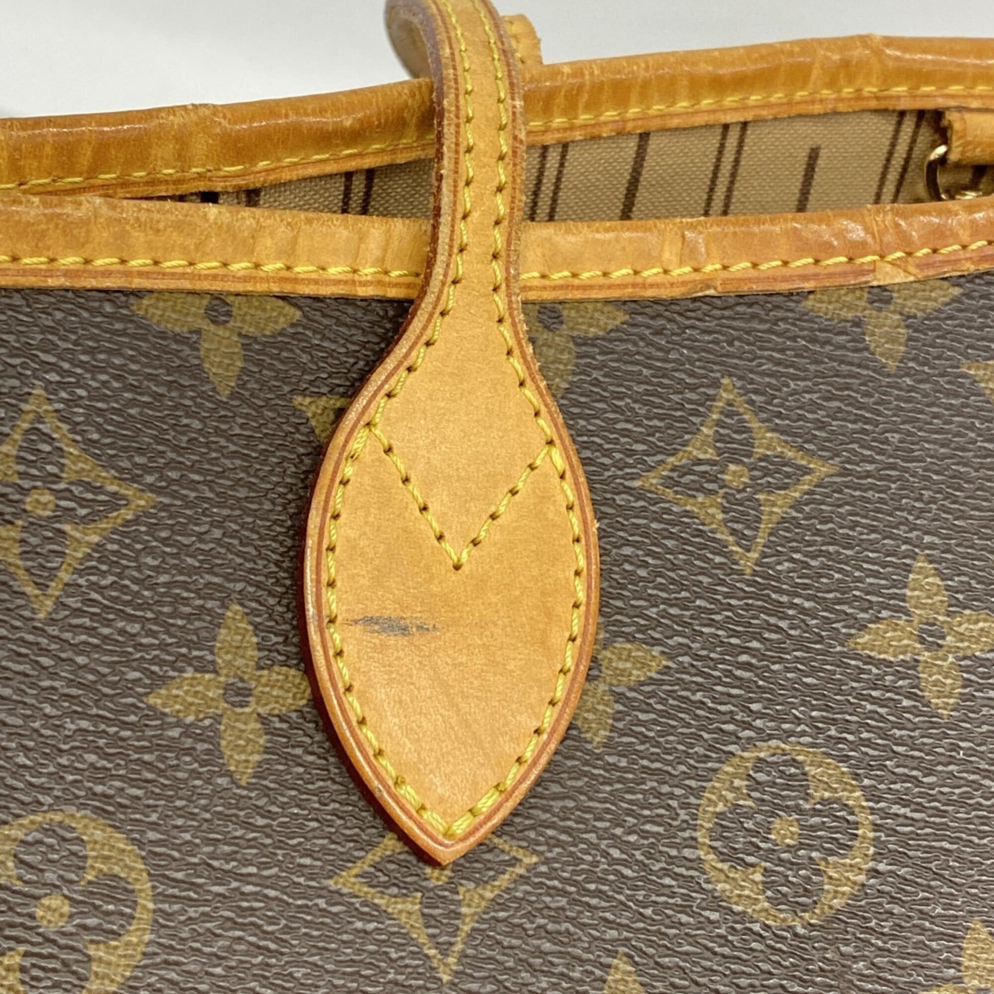 Louis Vuitton Brown Tote Bag (Pre-Owned)