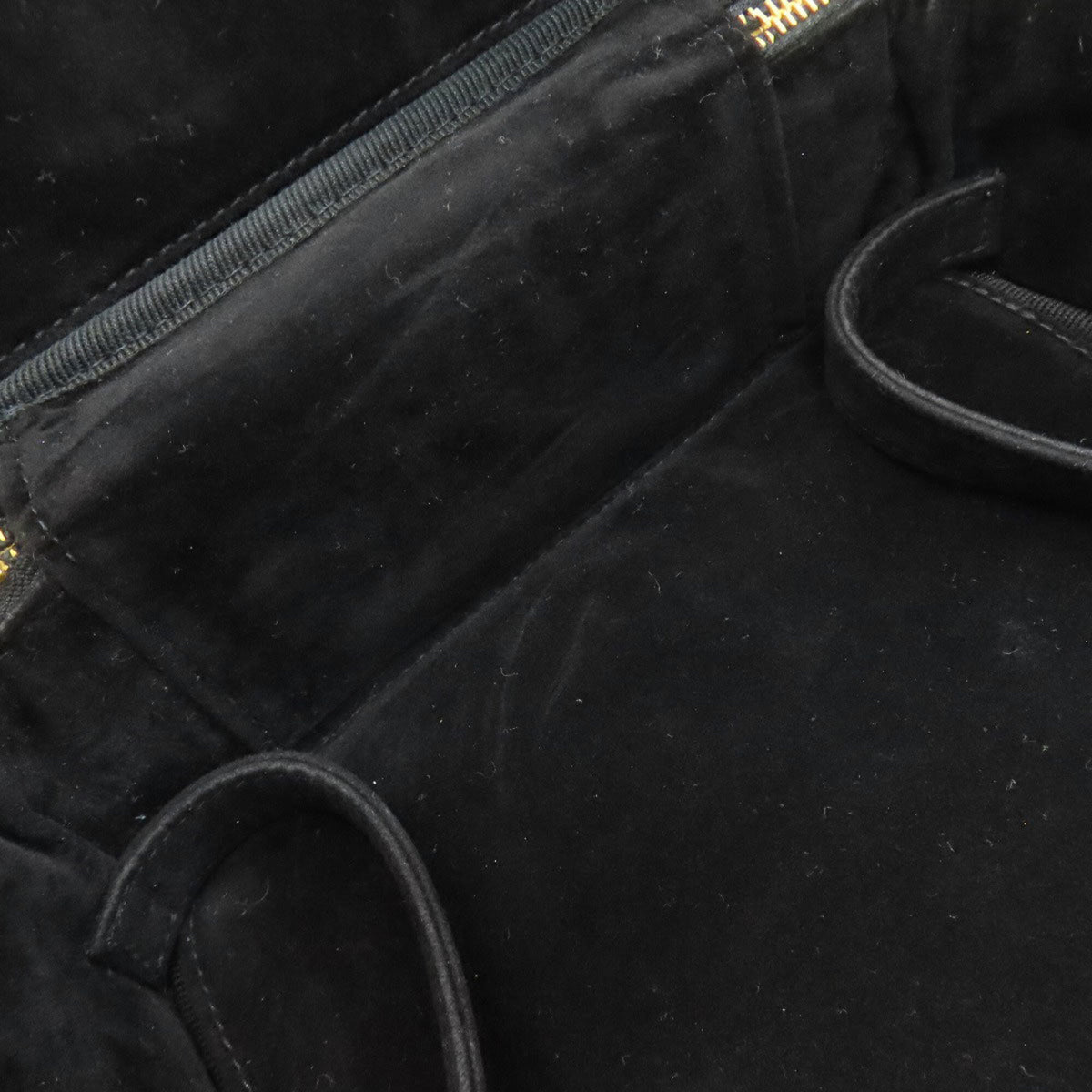 Chanel Black Patent Leather Handbag (Pre-Owned)