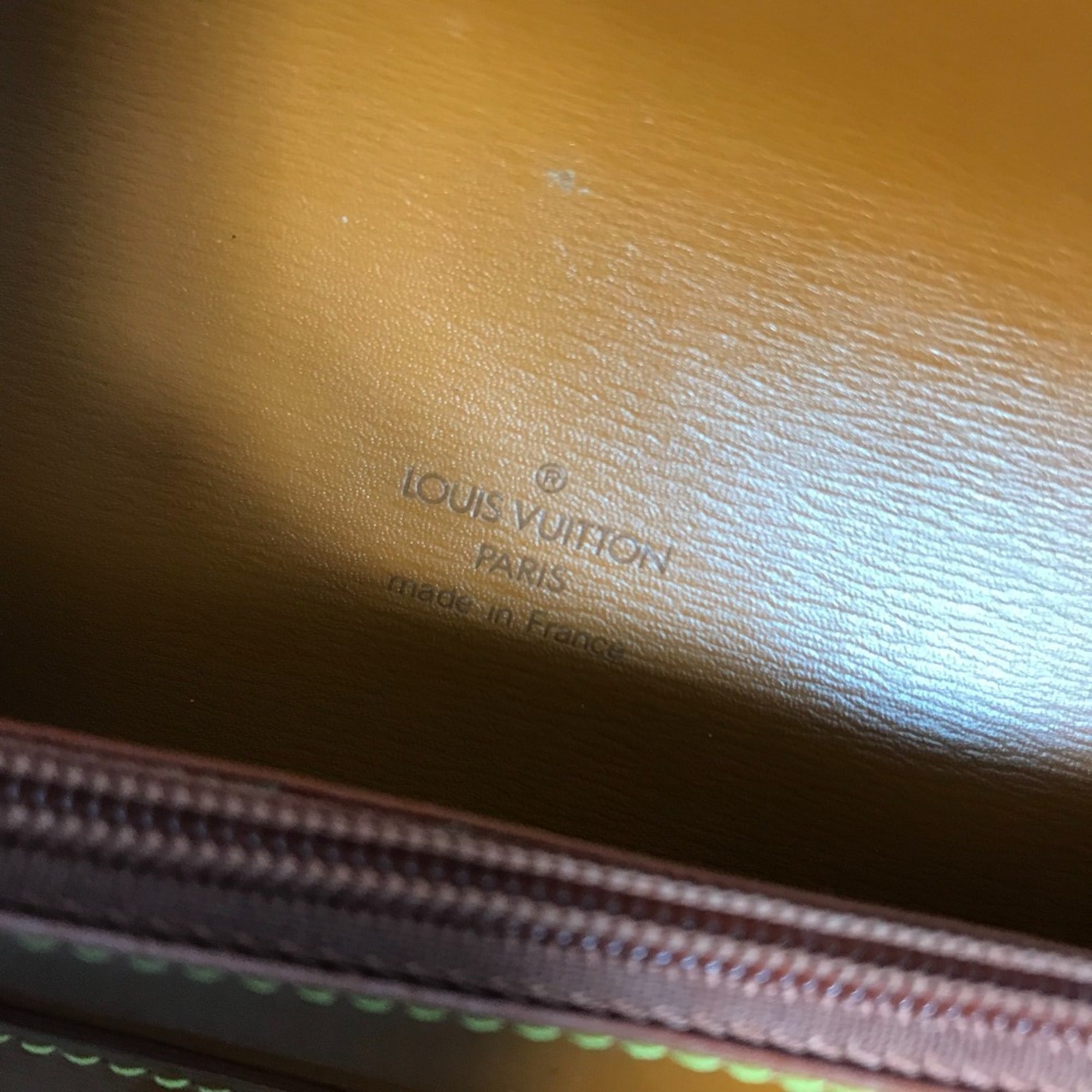 Louis Vuitton Brown Kenyan Brown Epi Leather Pouch (Pre-Owned)