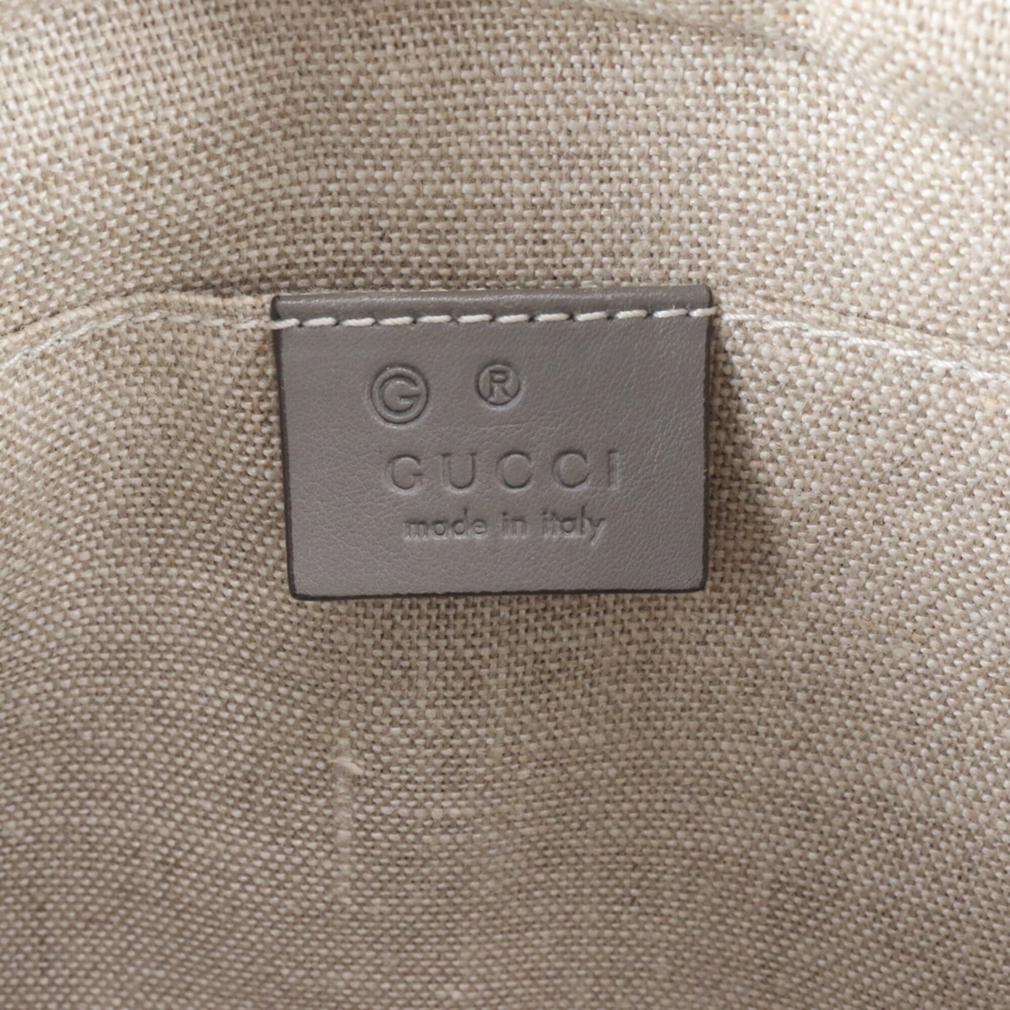 Gucci Gray Leather Shoulder Bag (Pre-Owned)