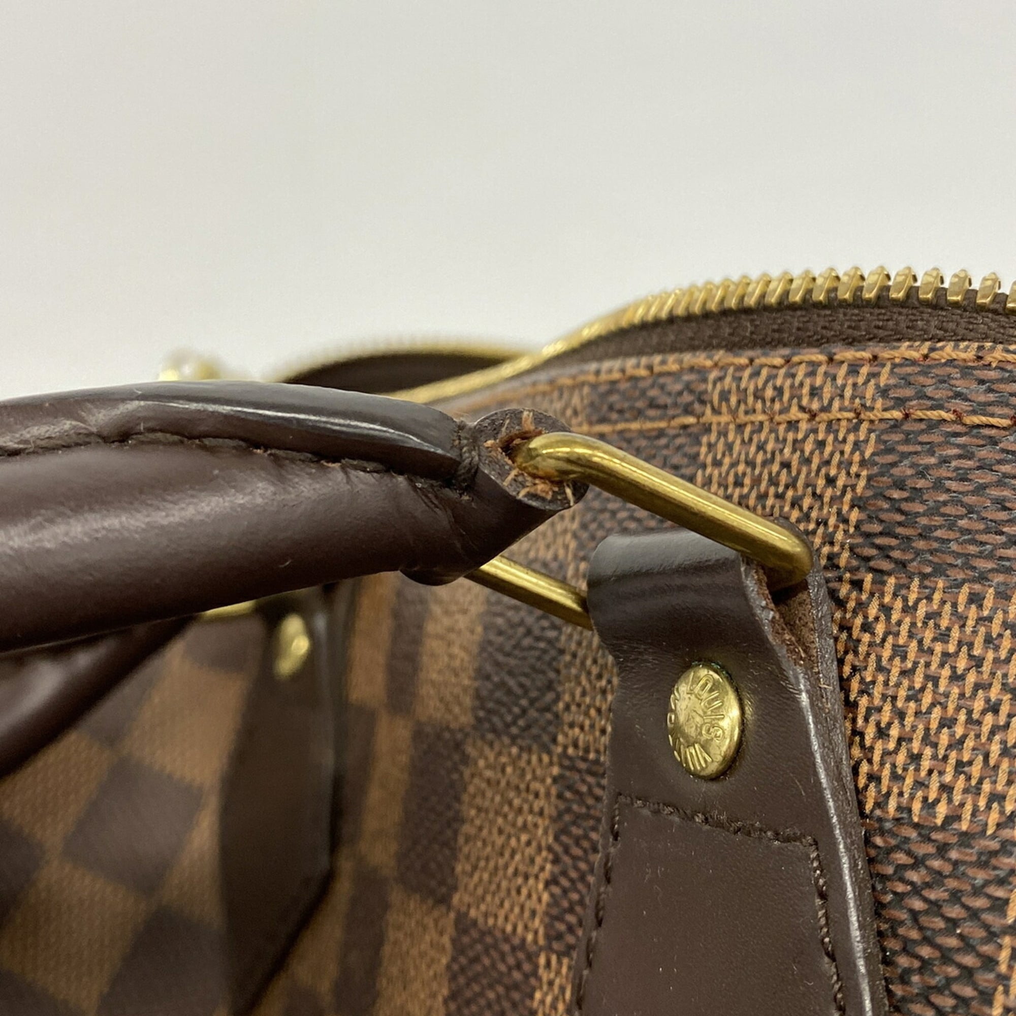 Louis Vuitton Ebene Handbag (Pre-Owned)