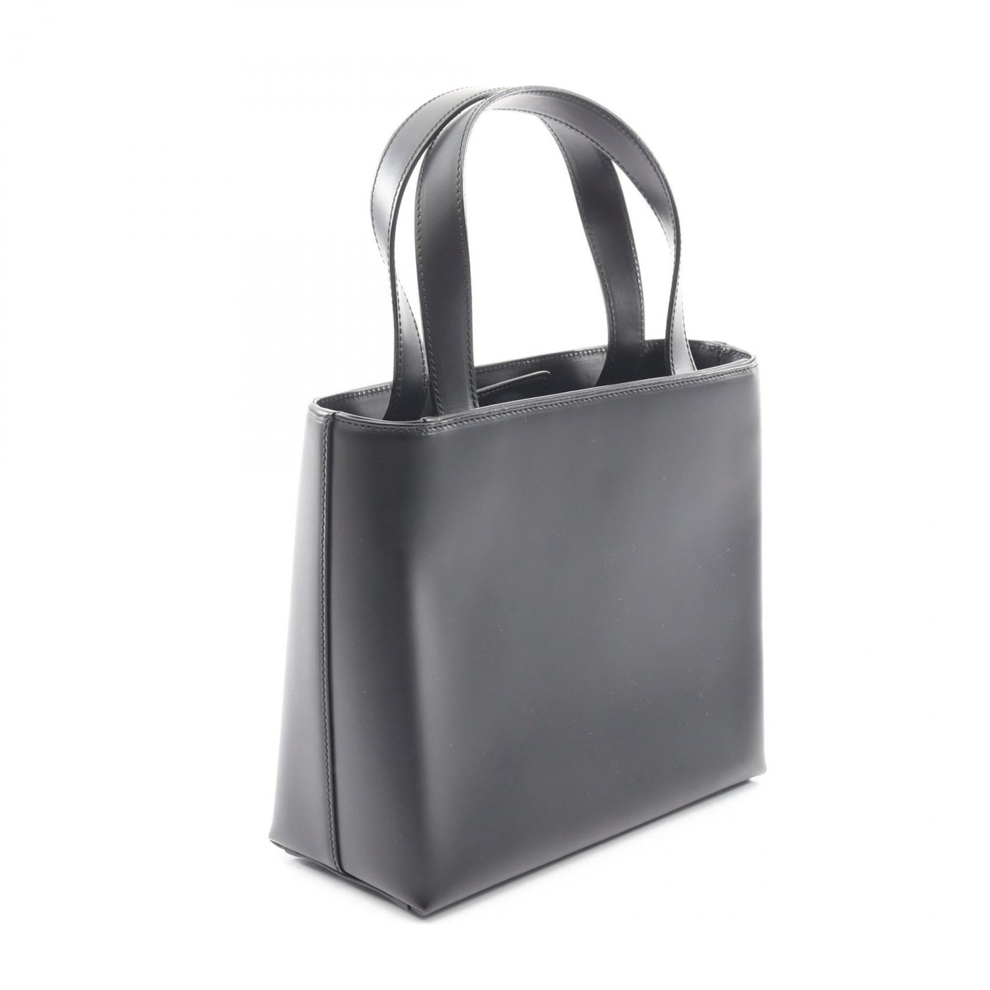 Salvatore Ferragamo Black Leather Handbag (Pre-Owned)