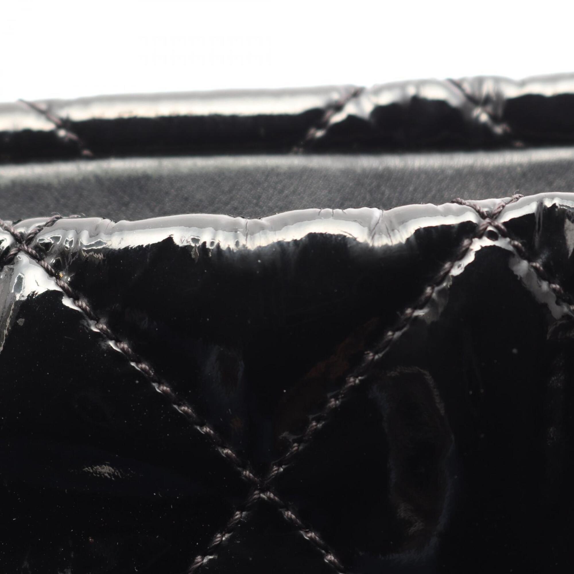 Chanel Black Patent Leather Handbag Tote Bag (Pre-Owned)