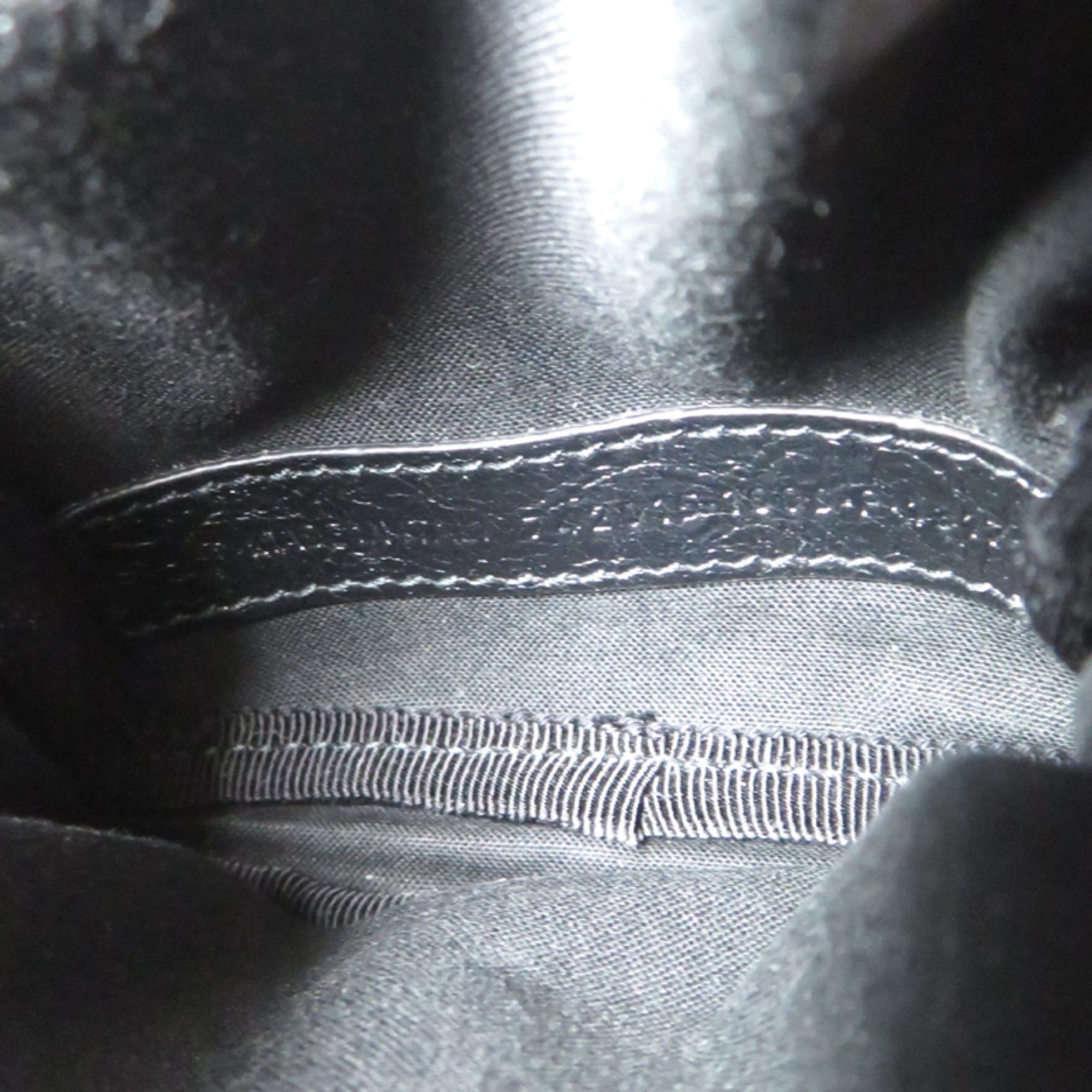 Balenciaga Black Leather Shoulder Bag (Pre-Owned)