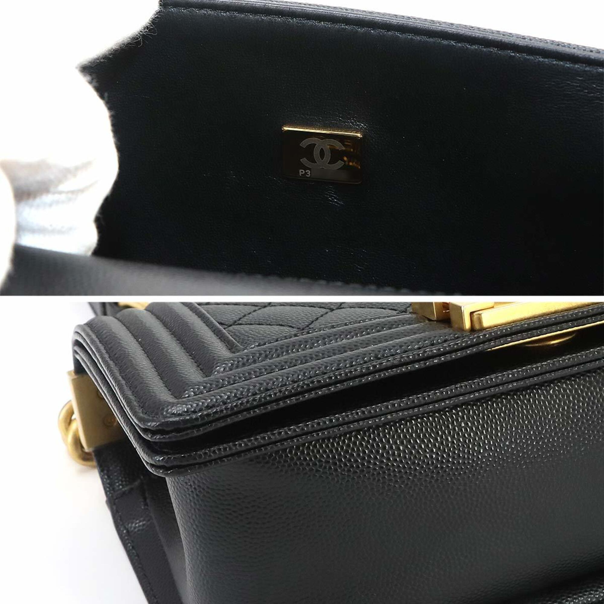 Chanel Boy Chanel Black Grained Calfskin Handbag Shoulder Bag (Pre-Owned)