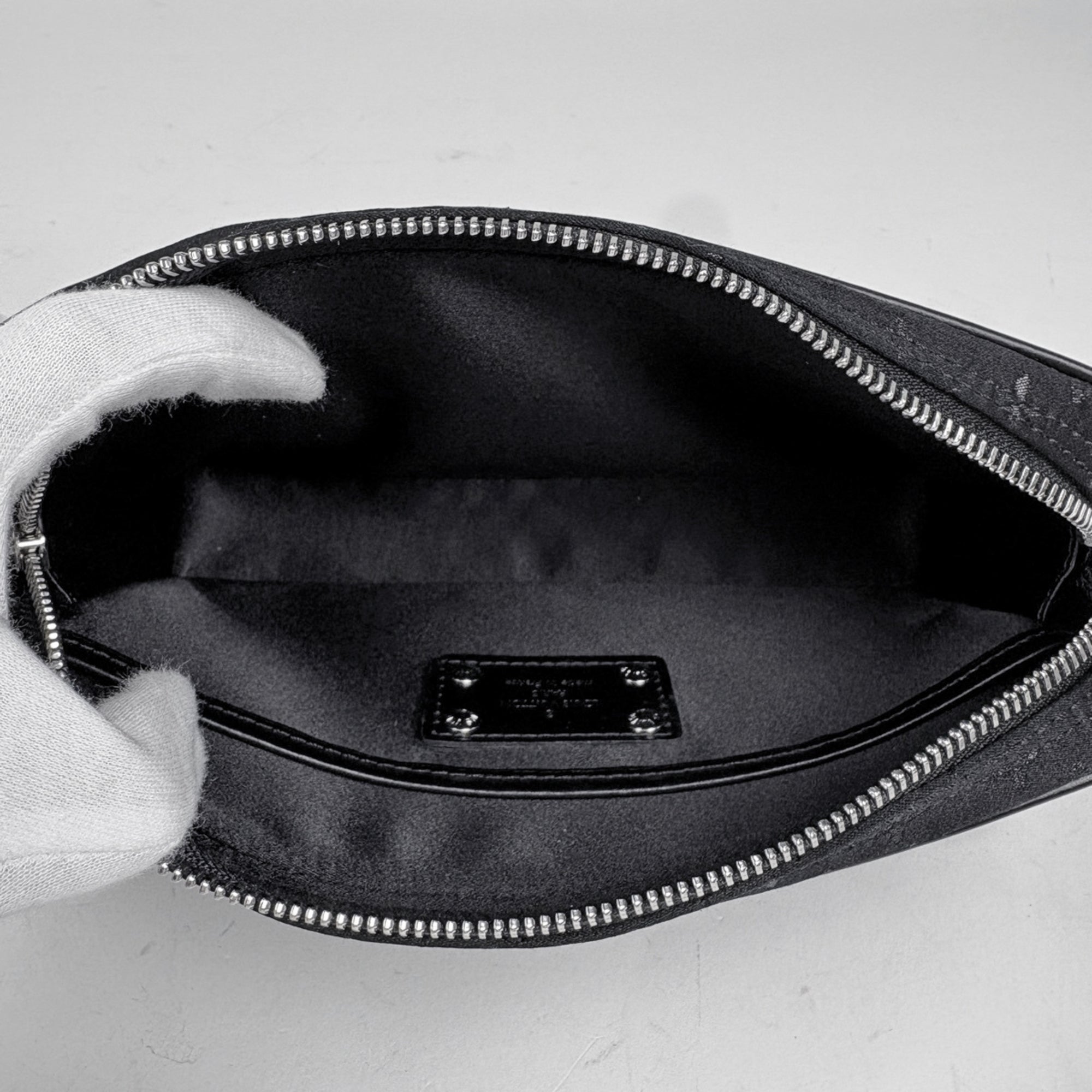 Louis Vuitton Black Monogram Monogram Satin Handbag Pochette (Pre-Owned)