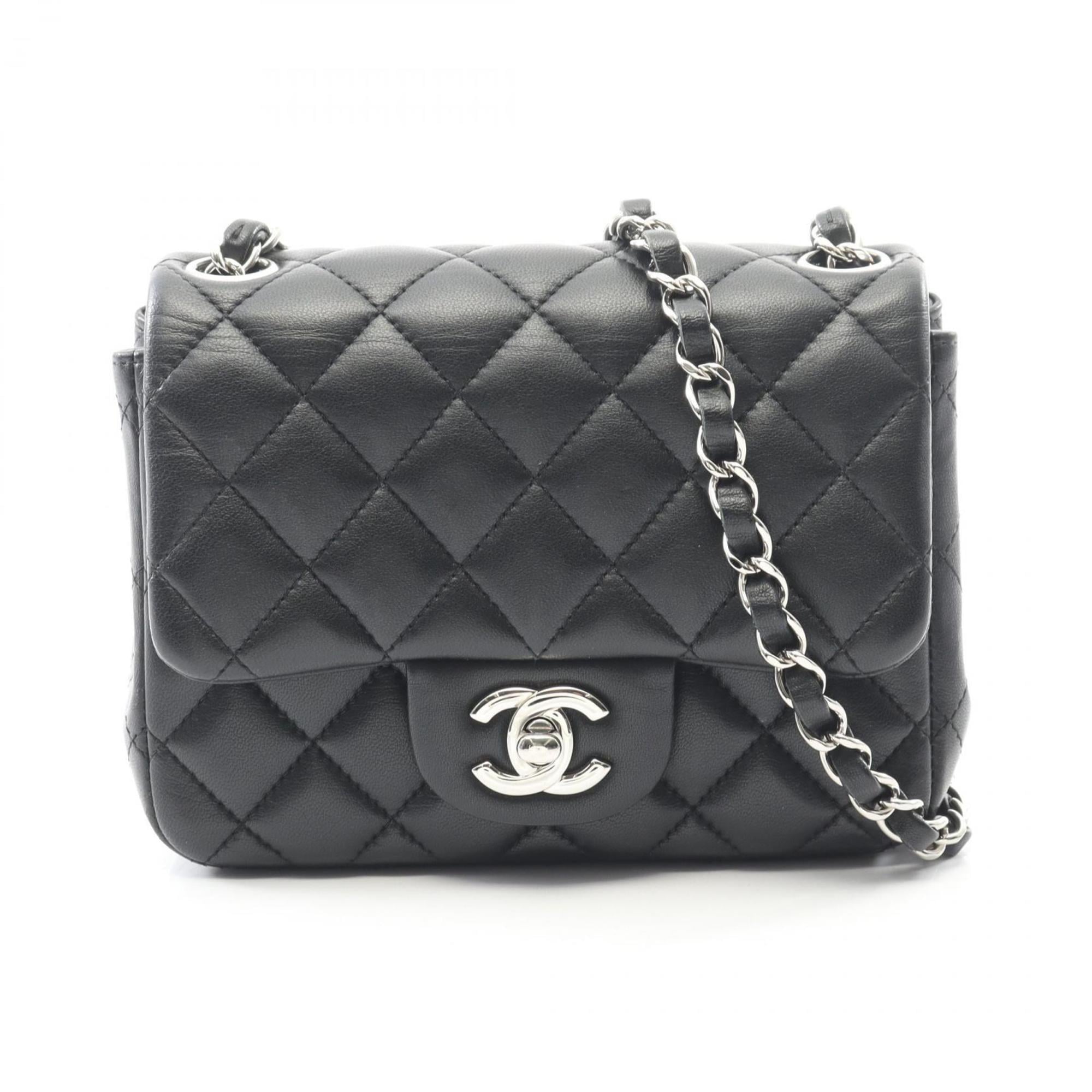 Chanel Black Leather Handbag Shoulder Bag (Pre-Owned)