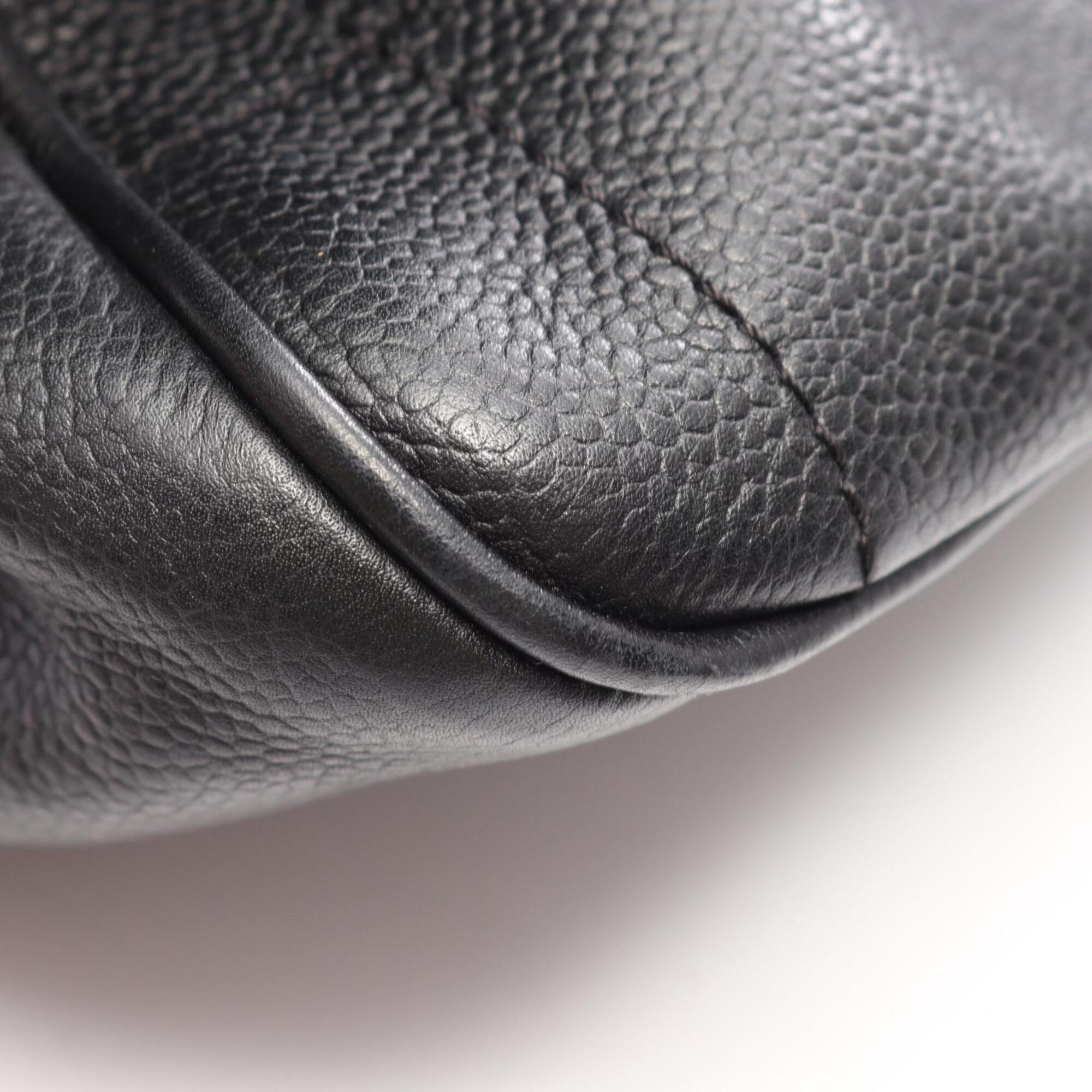 Chanel Black Grained Calfskin Handbag (Pre-Owned)
