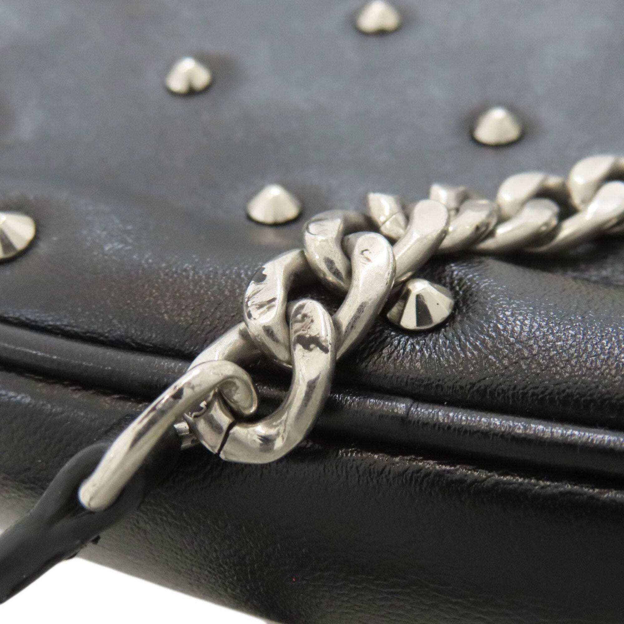 Miu Miu Black Leather Shoulder Bag (Pre-Owned)