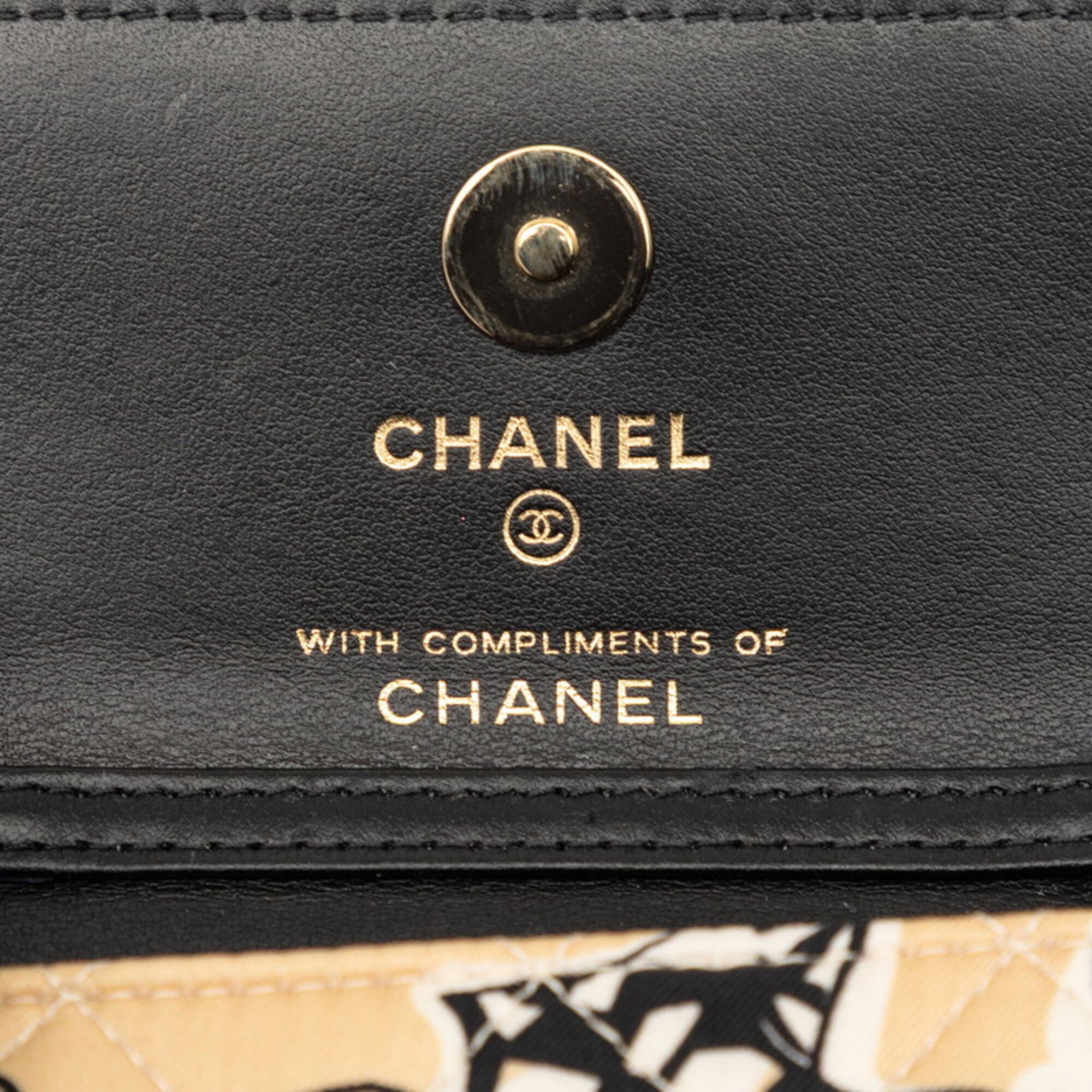Chanel Matelasse Beige Cotton Leather Shoulder Bag (Pre-Owned)